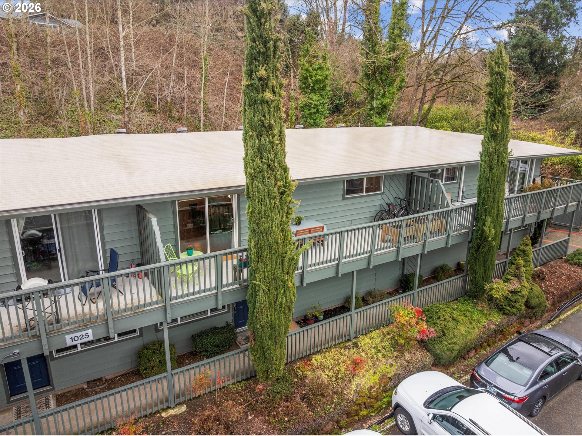 Photo #4: 384729798 Listing: Photo #4