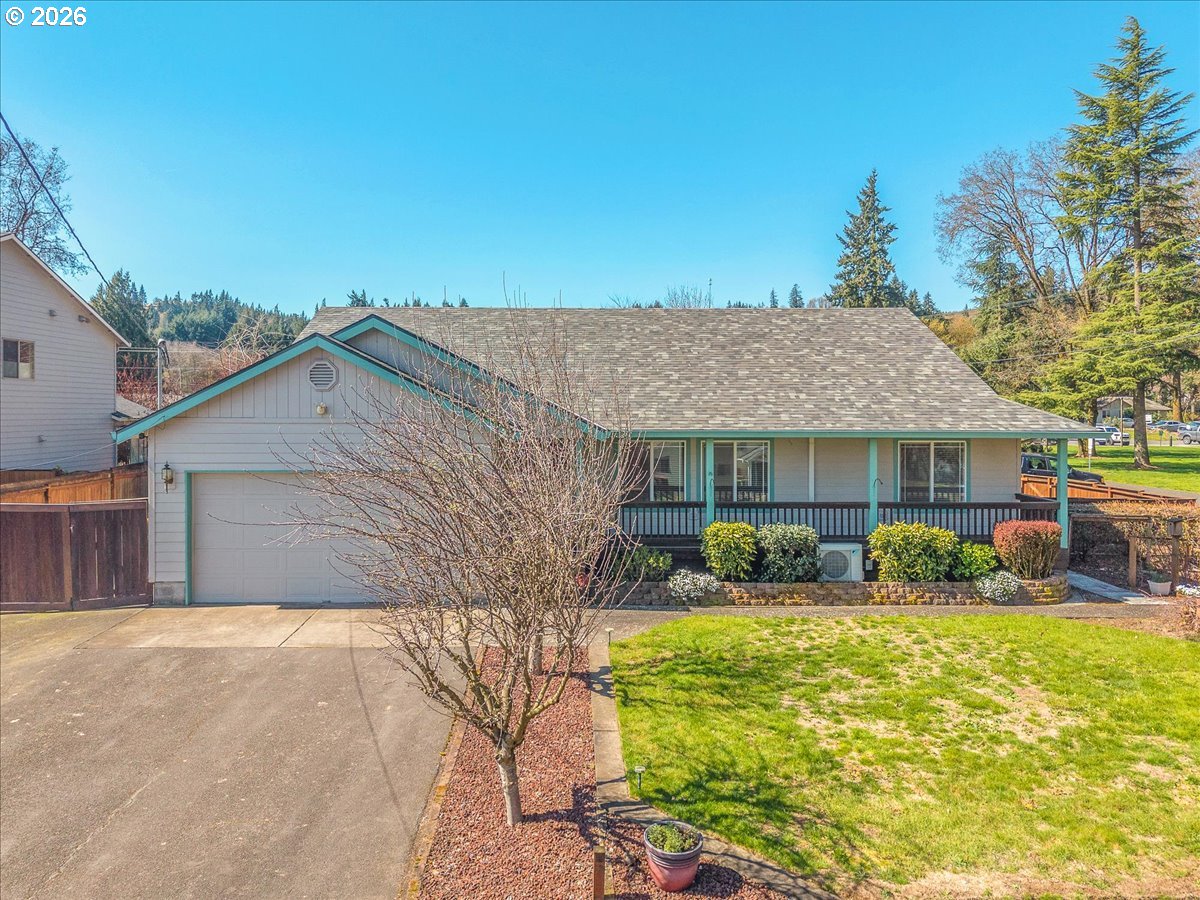 2382 E IRWIN WAY, Eugene, OR, 97402