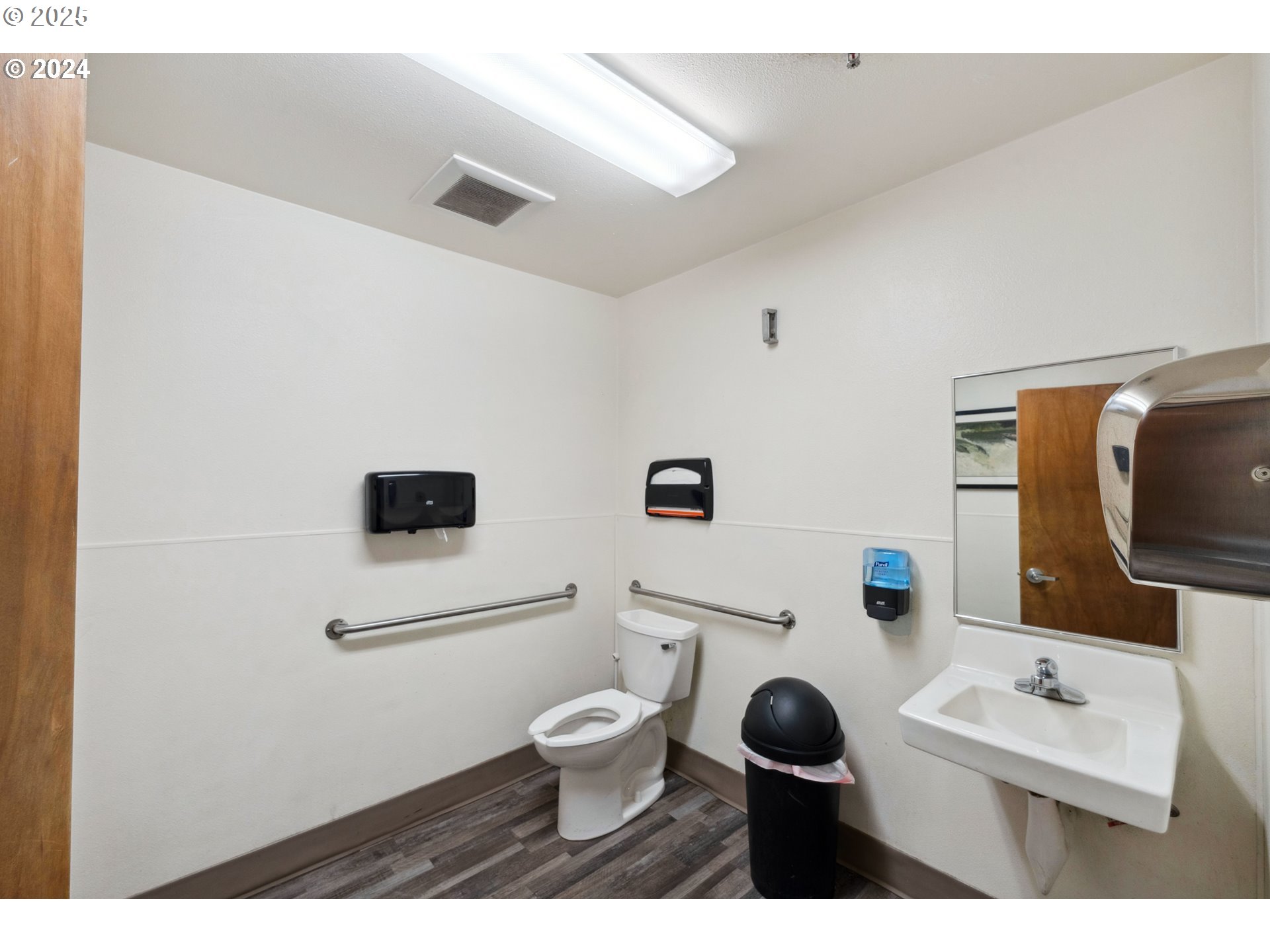 1385 NEWMARK AVE, Coos Bay, OR, 97420