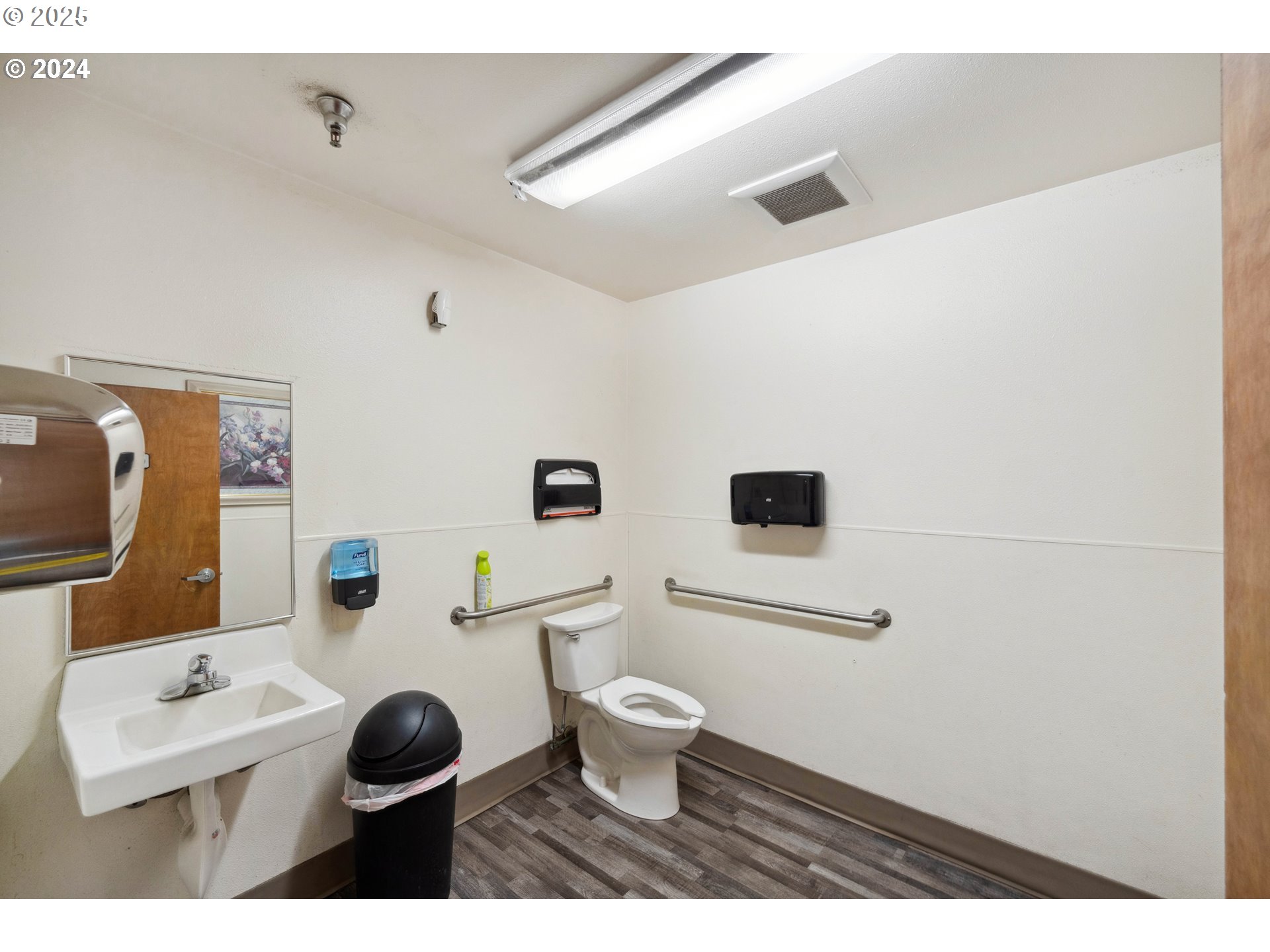 1385 NEWMARK AVE, Coos Bay, OR, 97420