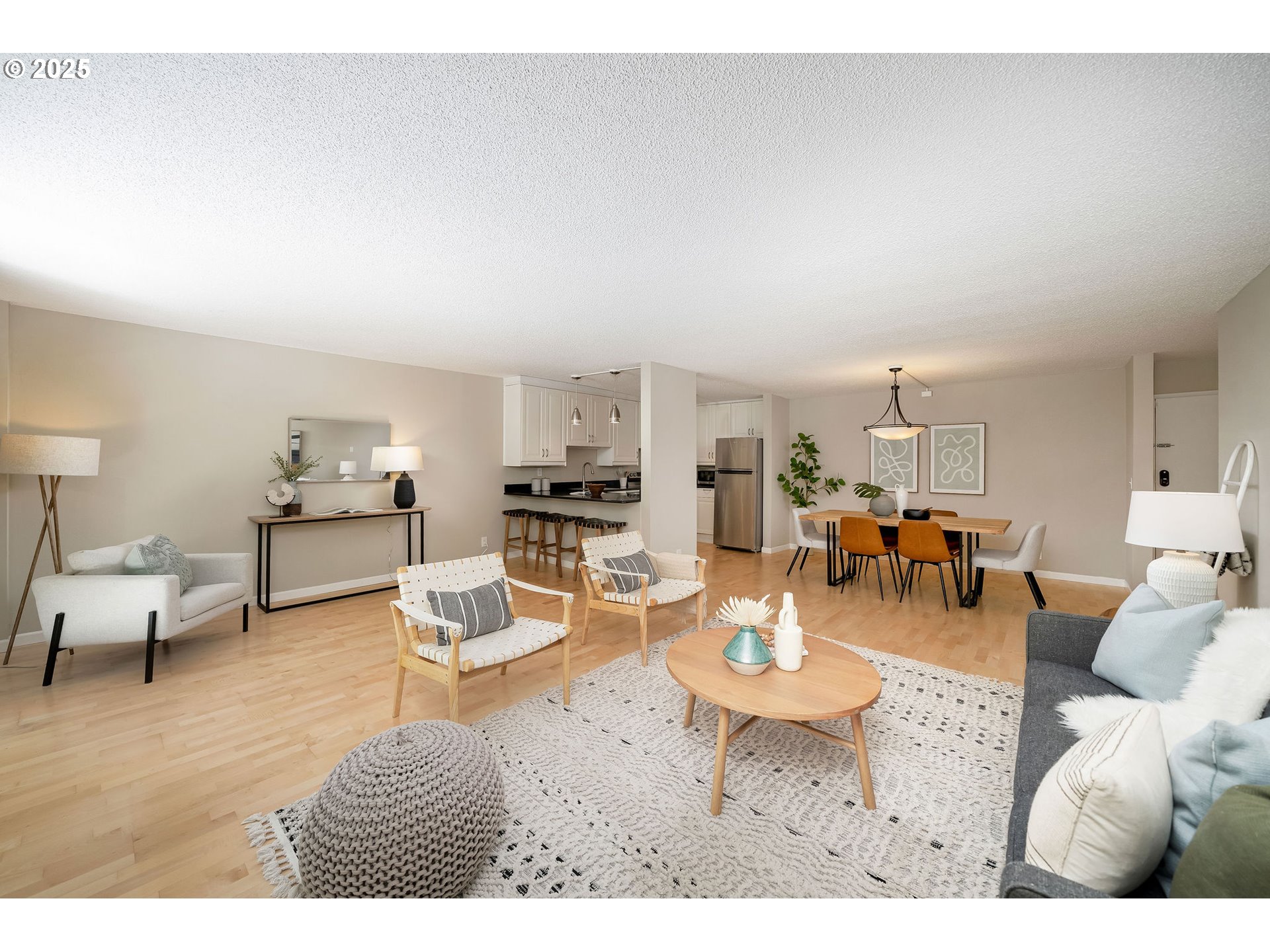 Photo #13: 386944463 Listing: Photo #13