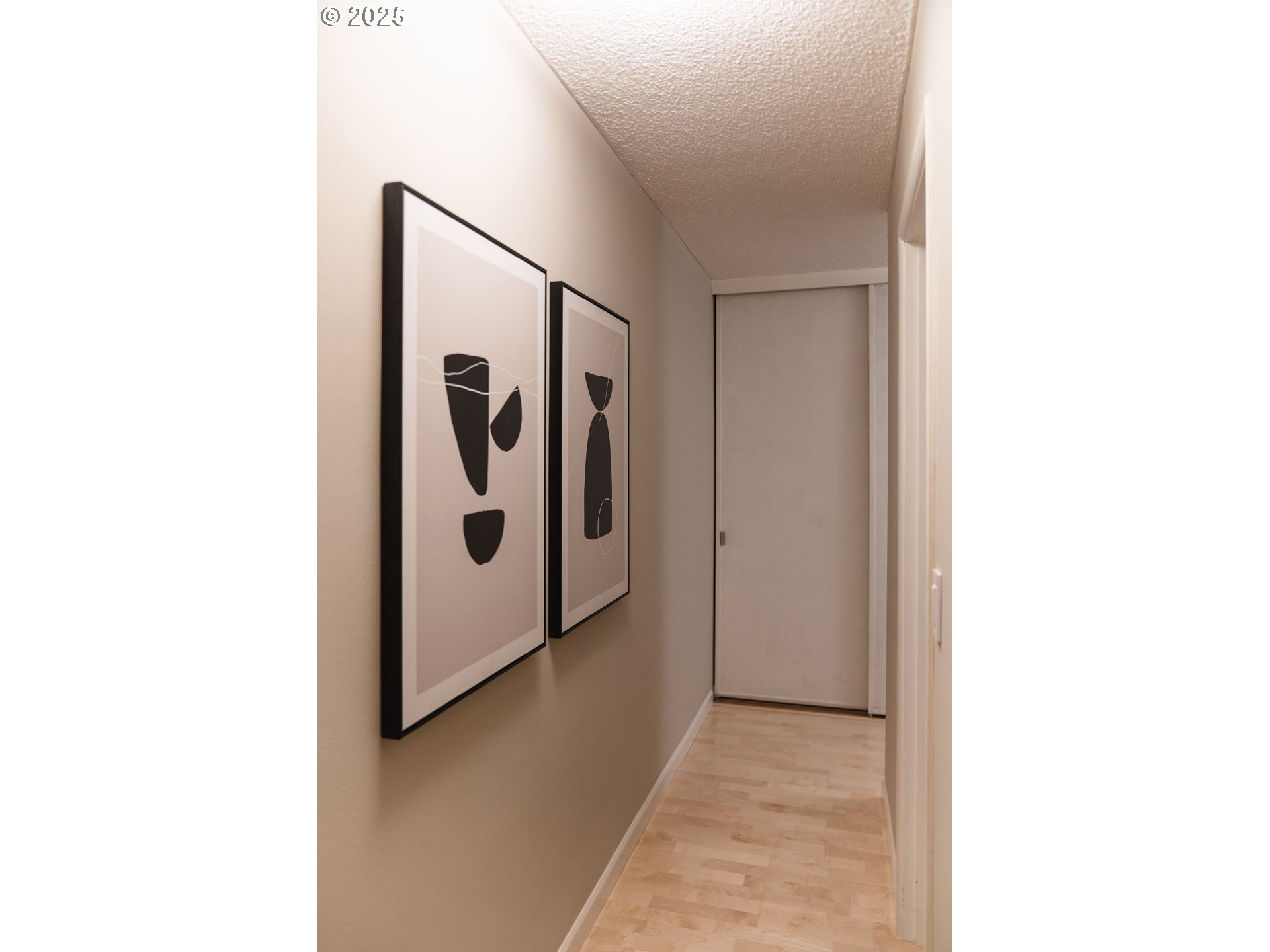 Photo #15: 386944463 Listing: Photo #15