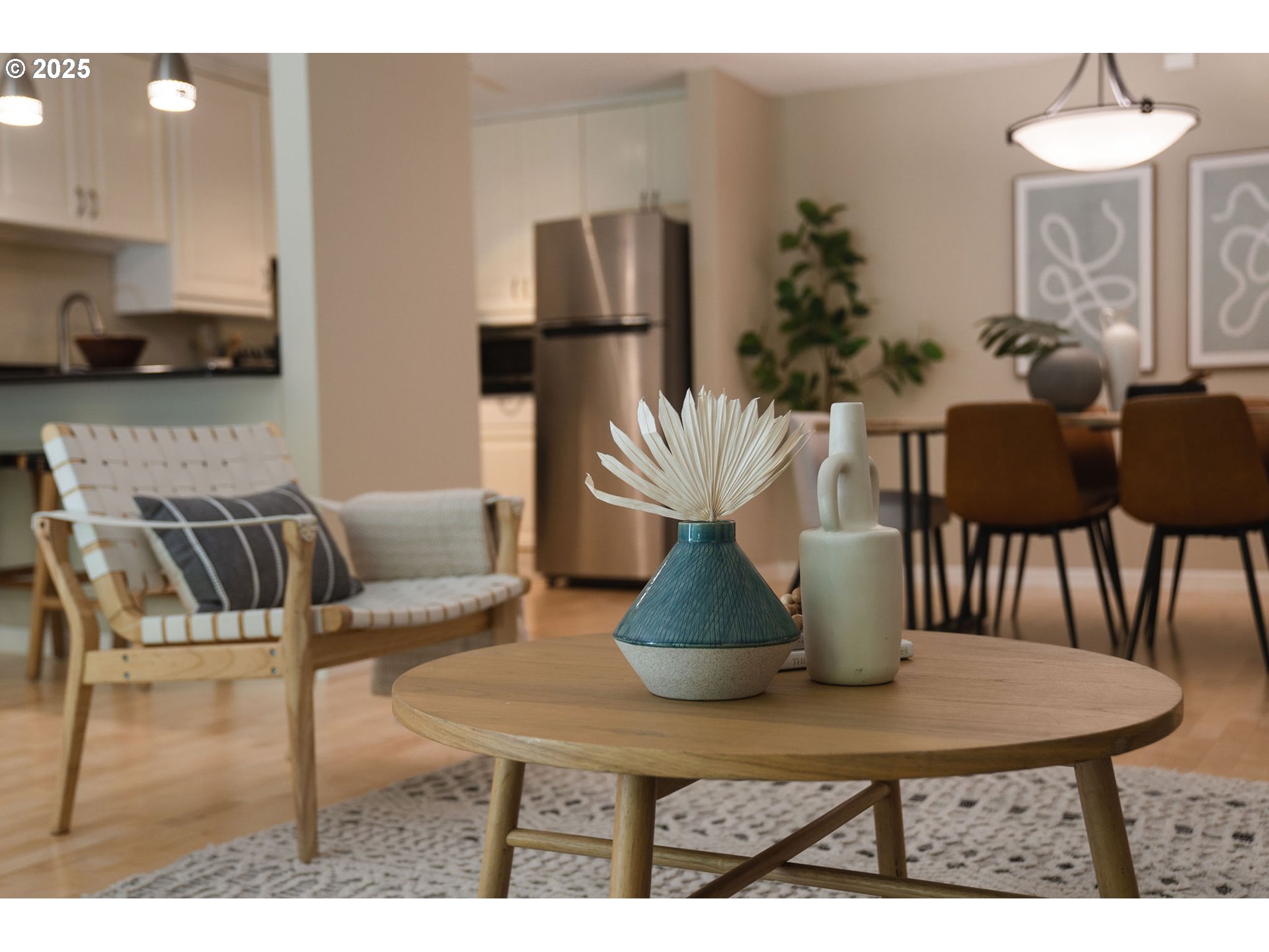 Photo #5: 386944463 Listing: Photo #5