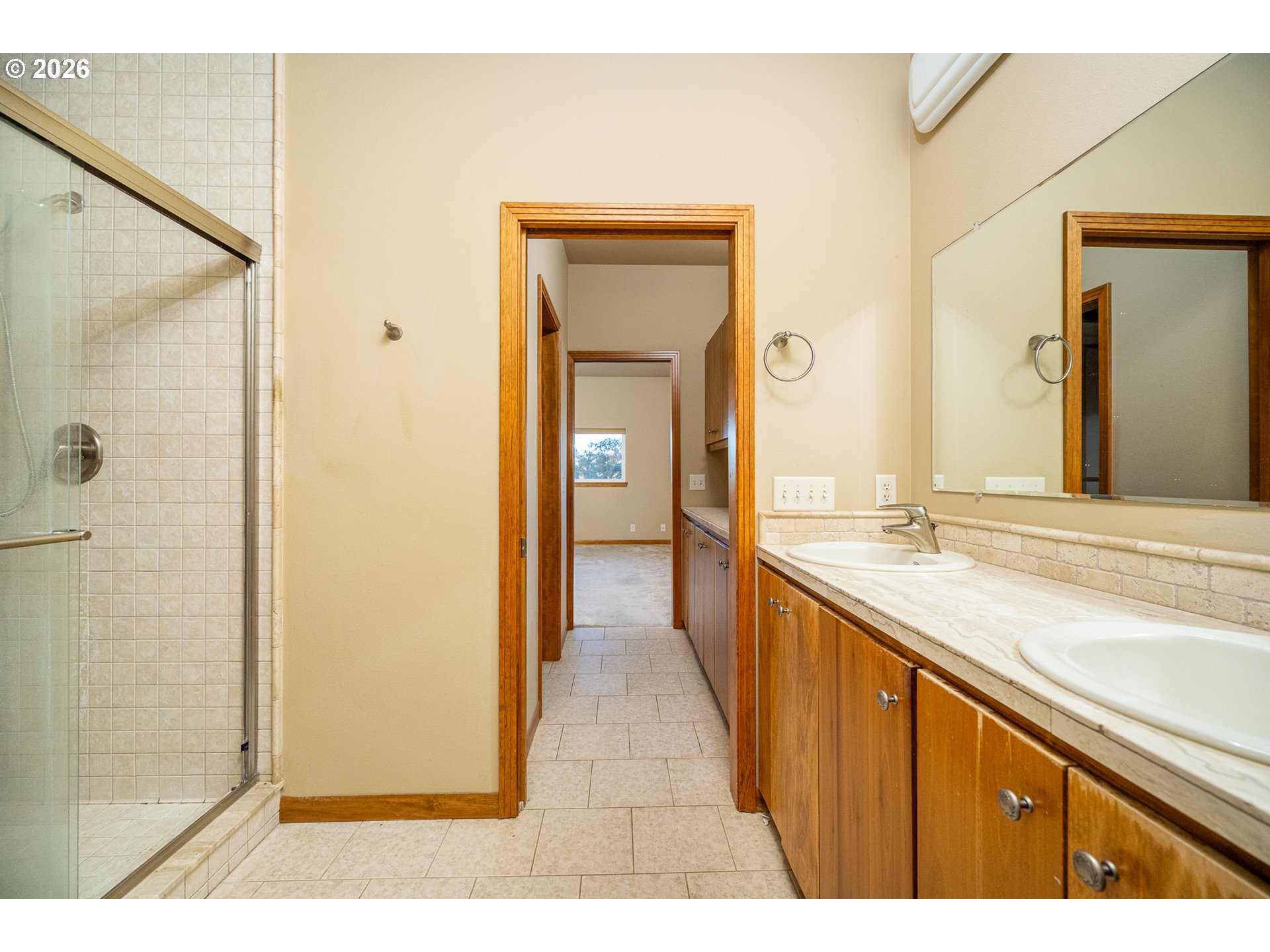 Property photo 12 of 48