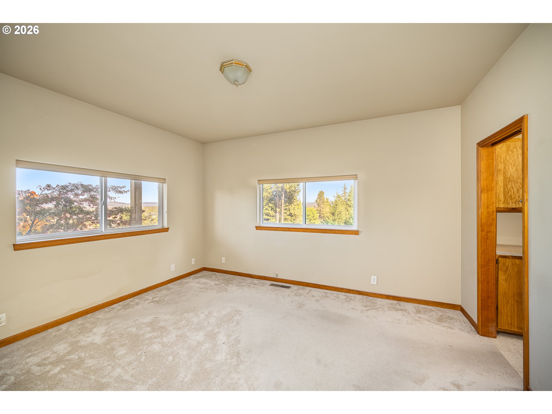 Property photo 6 of 48