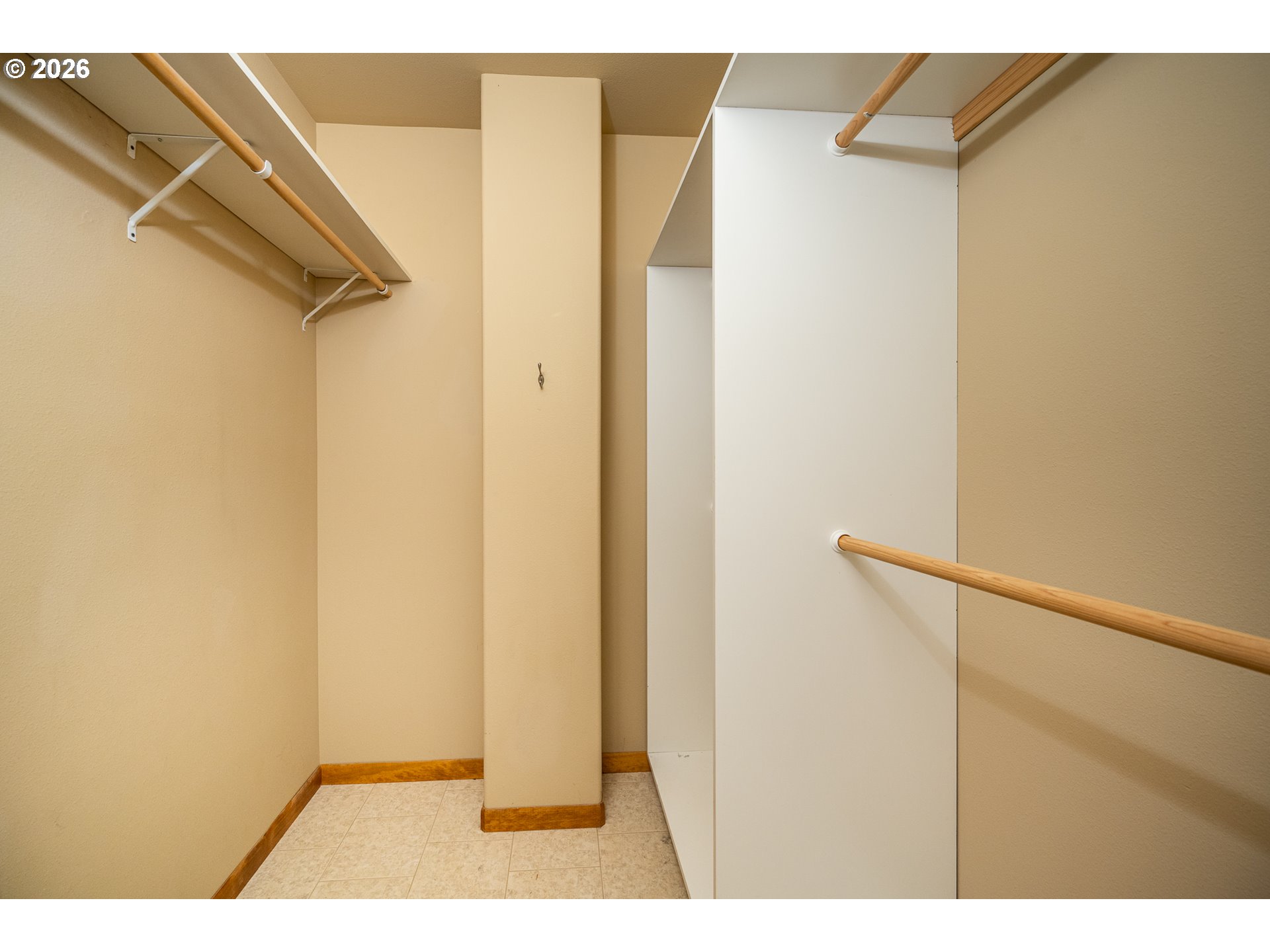 Property photo 8 of 48