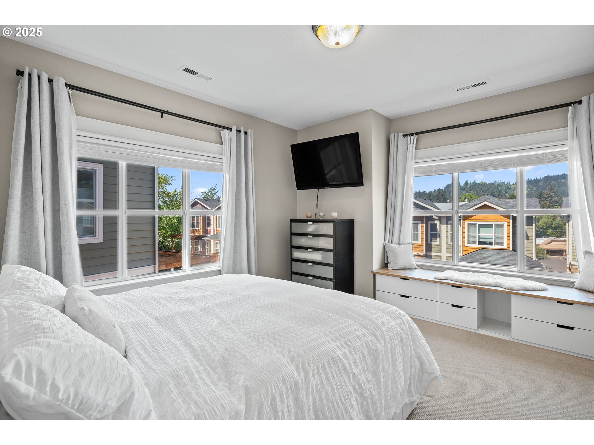 Photo #13: 387672830 Listing: Photo #13