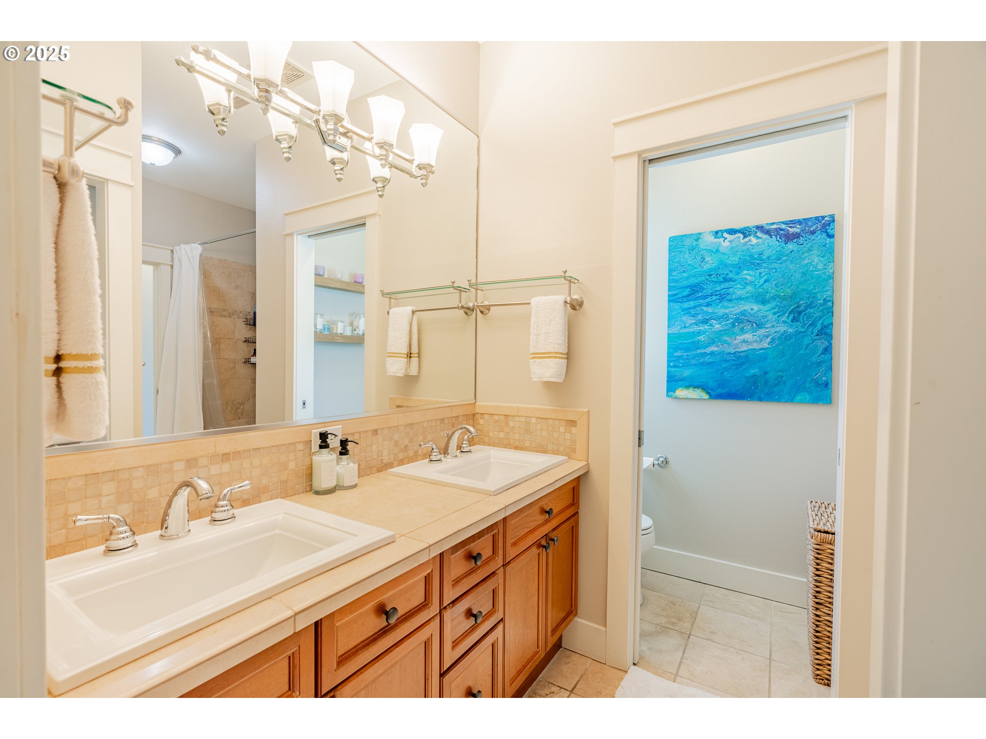 Photo #15: 387672830 Listing: Photo #15