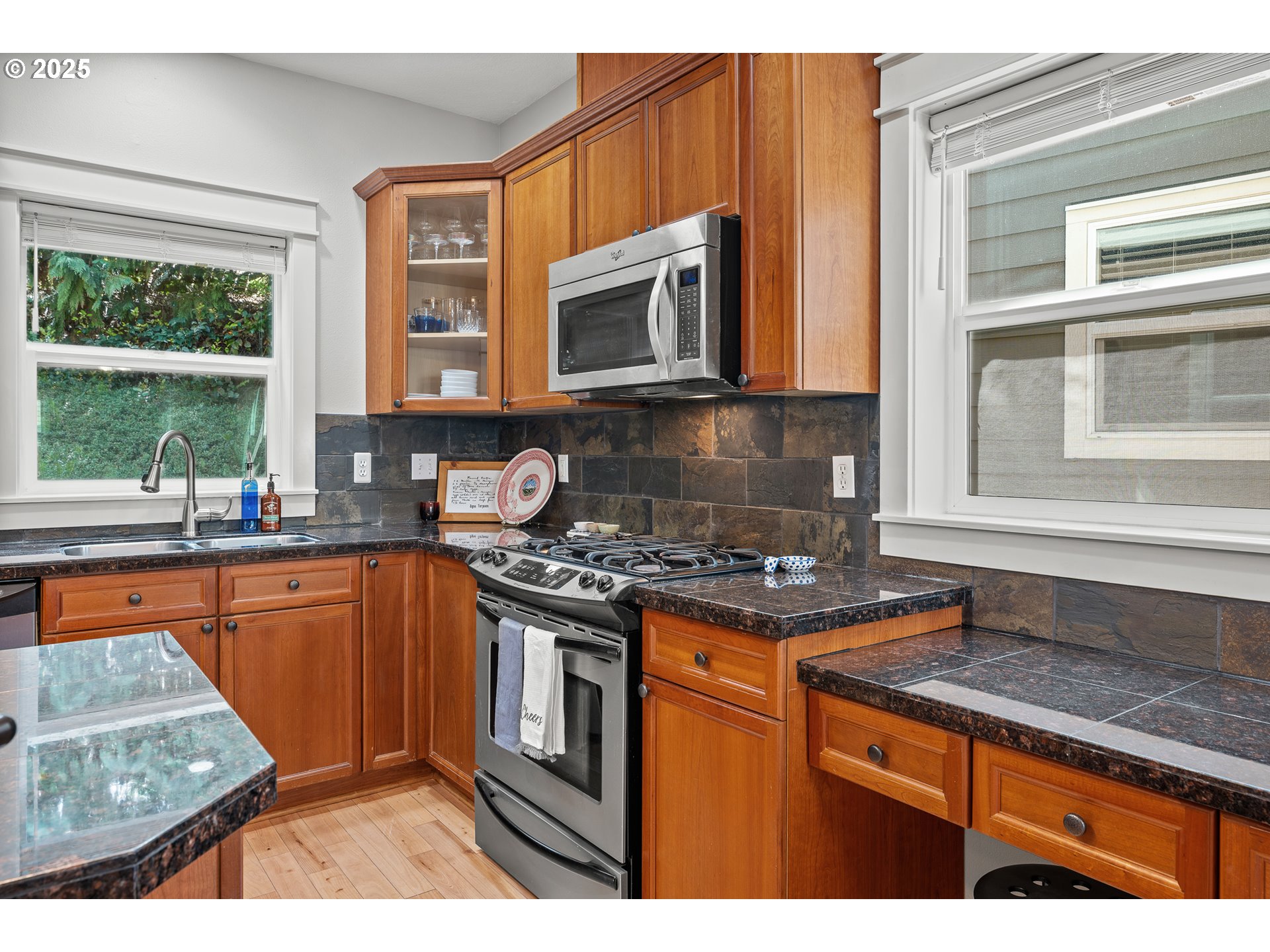 Photo #6: 387672830 Listing: Photo #6