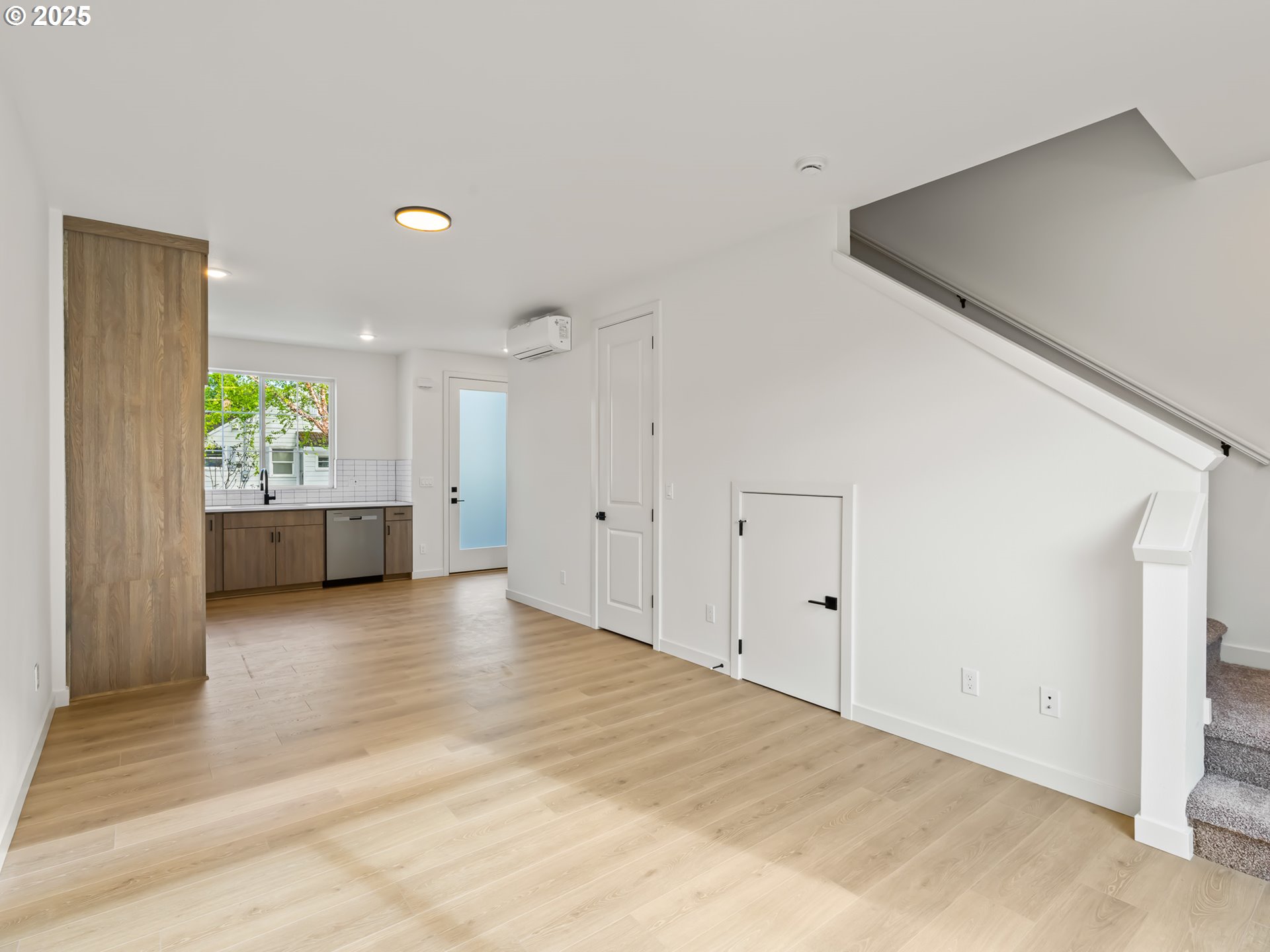 Photo #10: 387983328 Listing: Photo #10