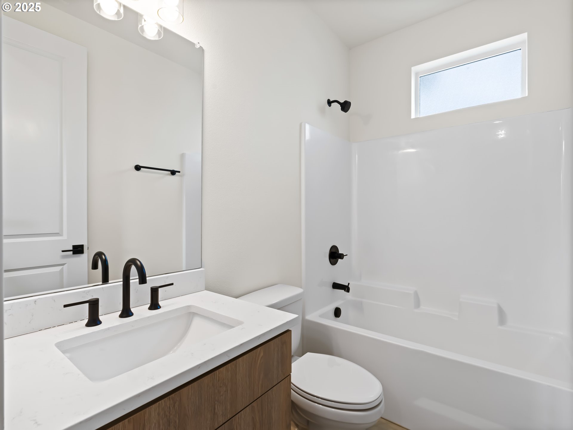 Photo #11: 387983328 Listing: Photo #11