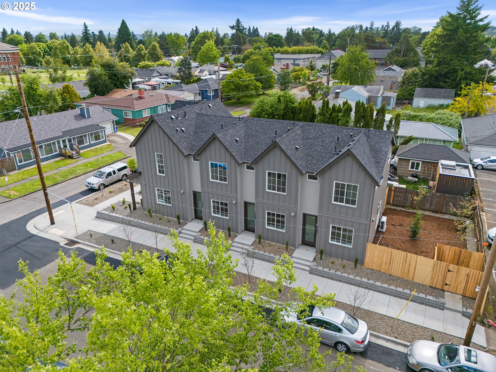 Photo #15: 387983328 Listing: Photo #15