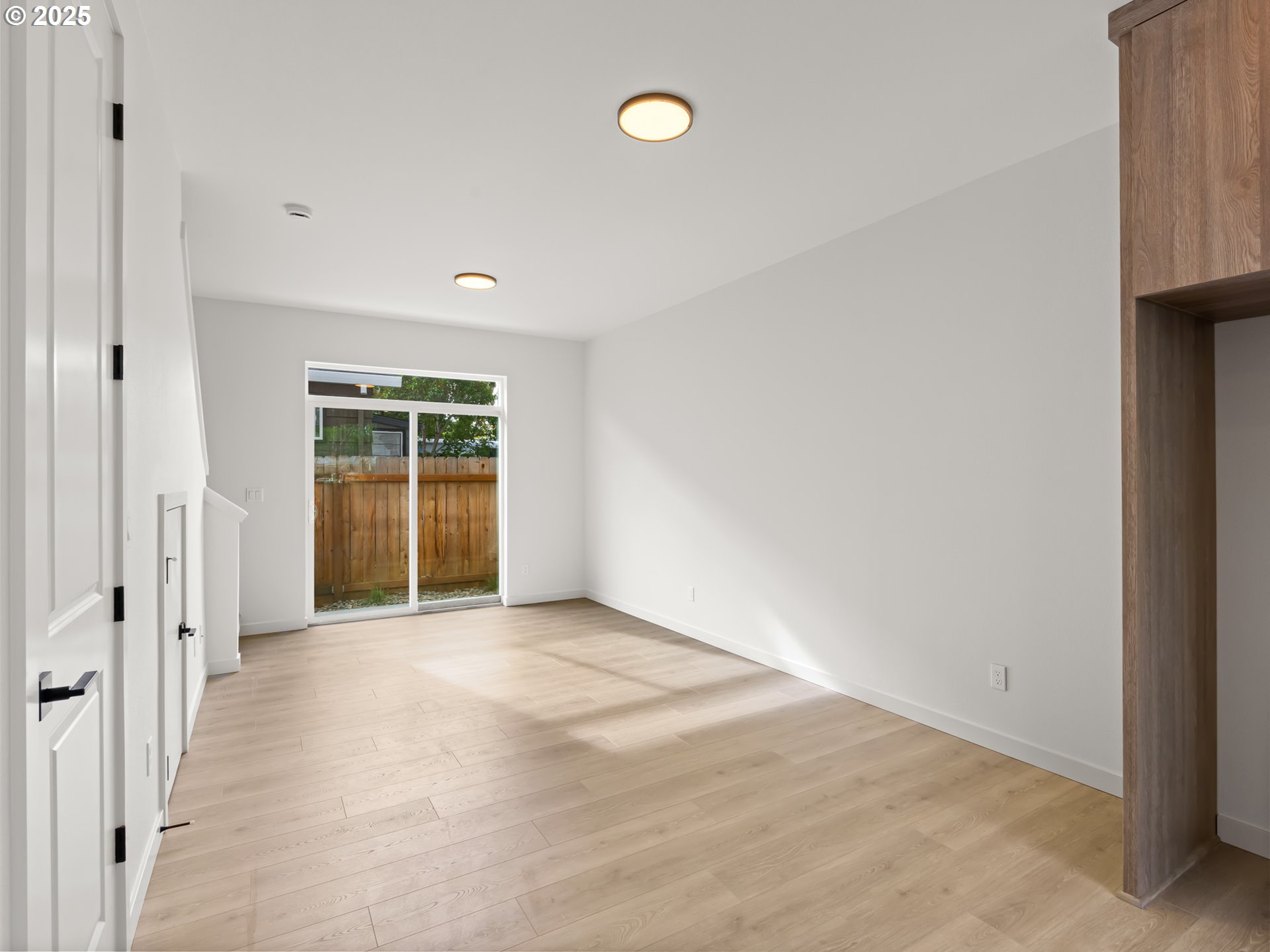 Photo #9: 387983328 Listing: Photo #9