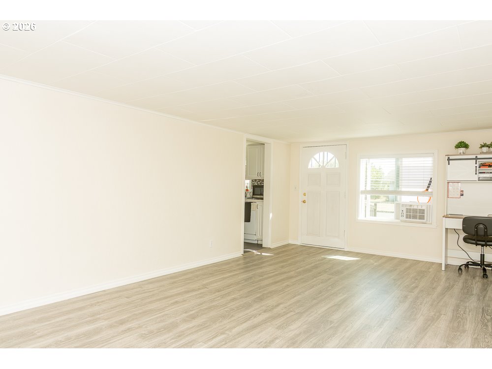 Property photo 11 of 48