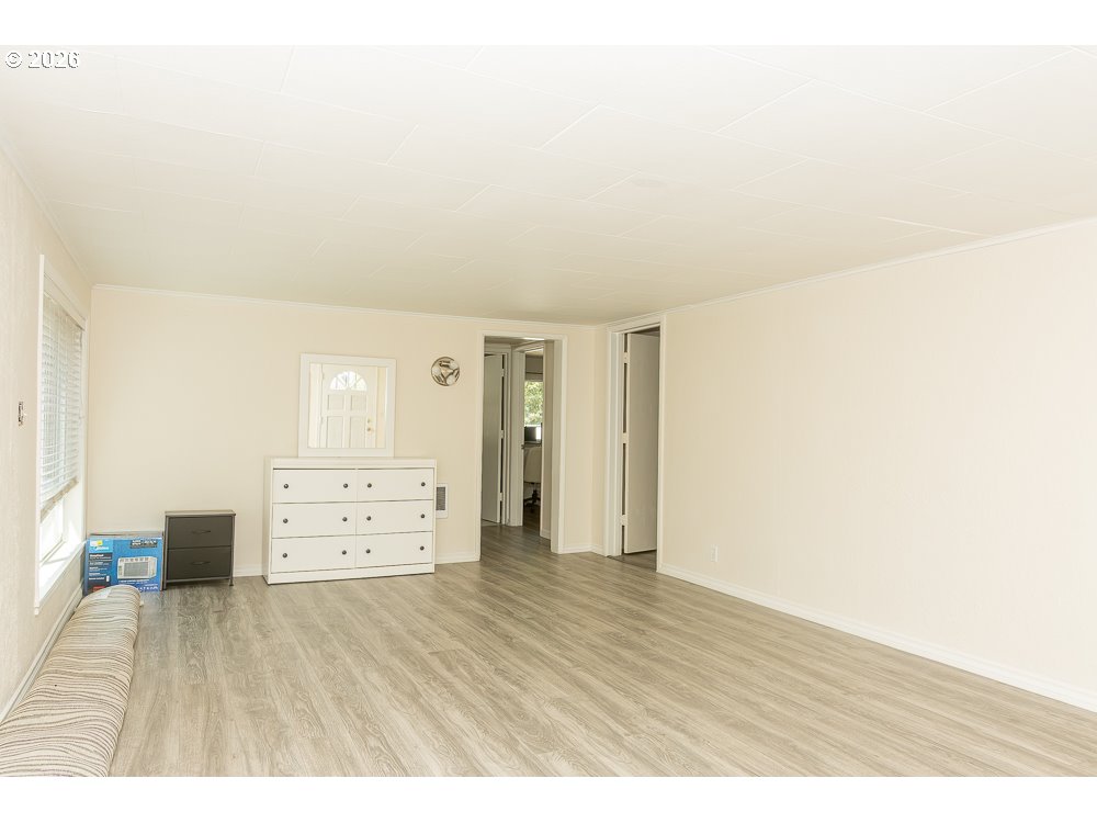 Property photo 12 of 48