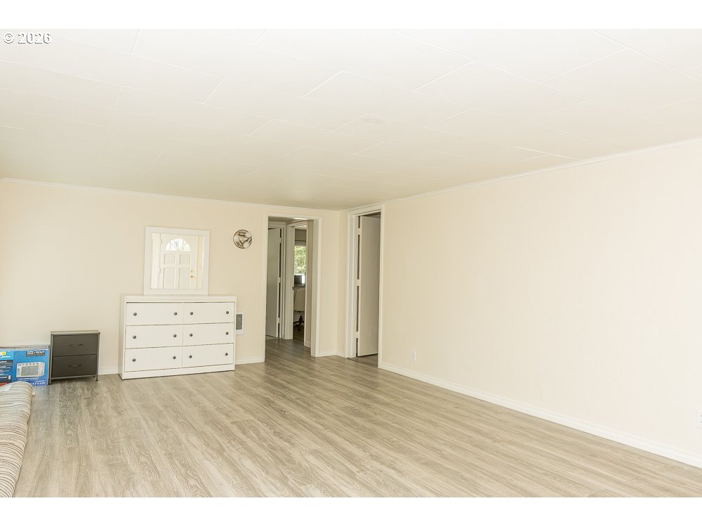 Property photo 13 of 48