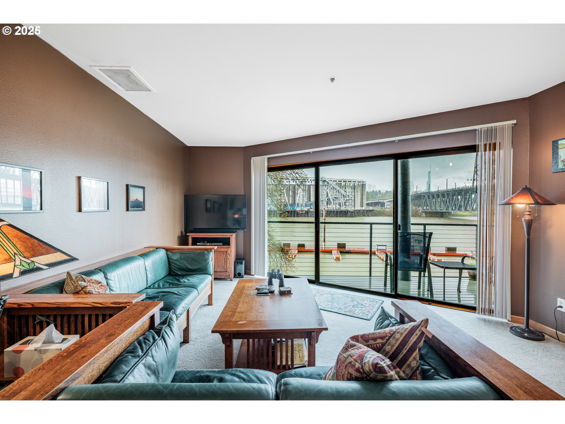 620 NW NAITO PKWY UNIT B12, Portland, OR, 97209