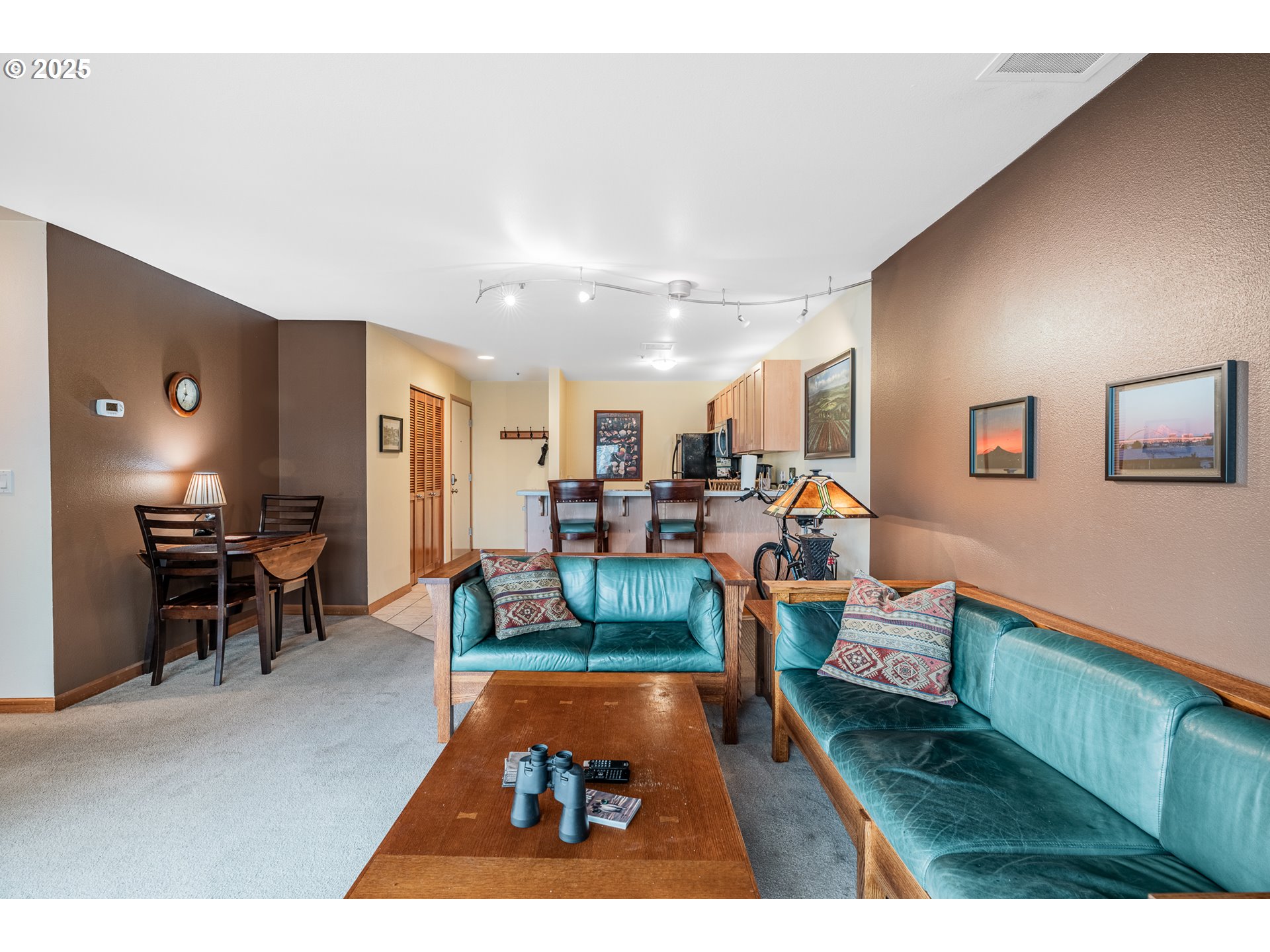 620 NW NAITO PKWY UNIT B12, Portland, OR, 97209