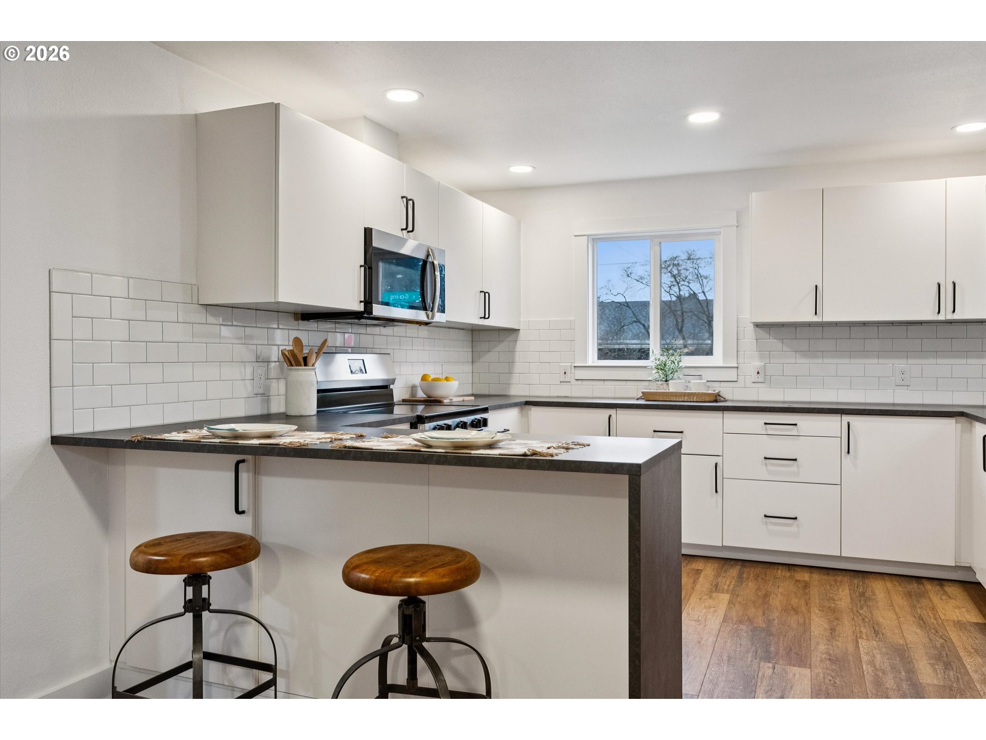 Photo #5: 388348421 Listing: Photo #5