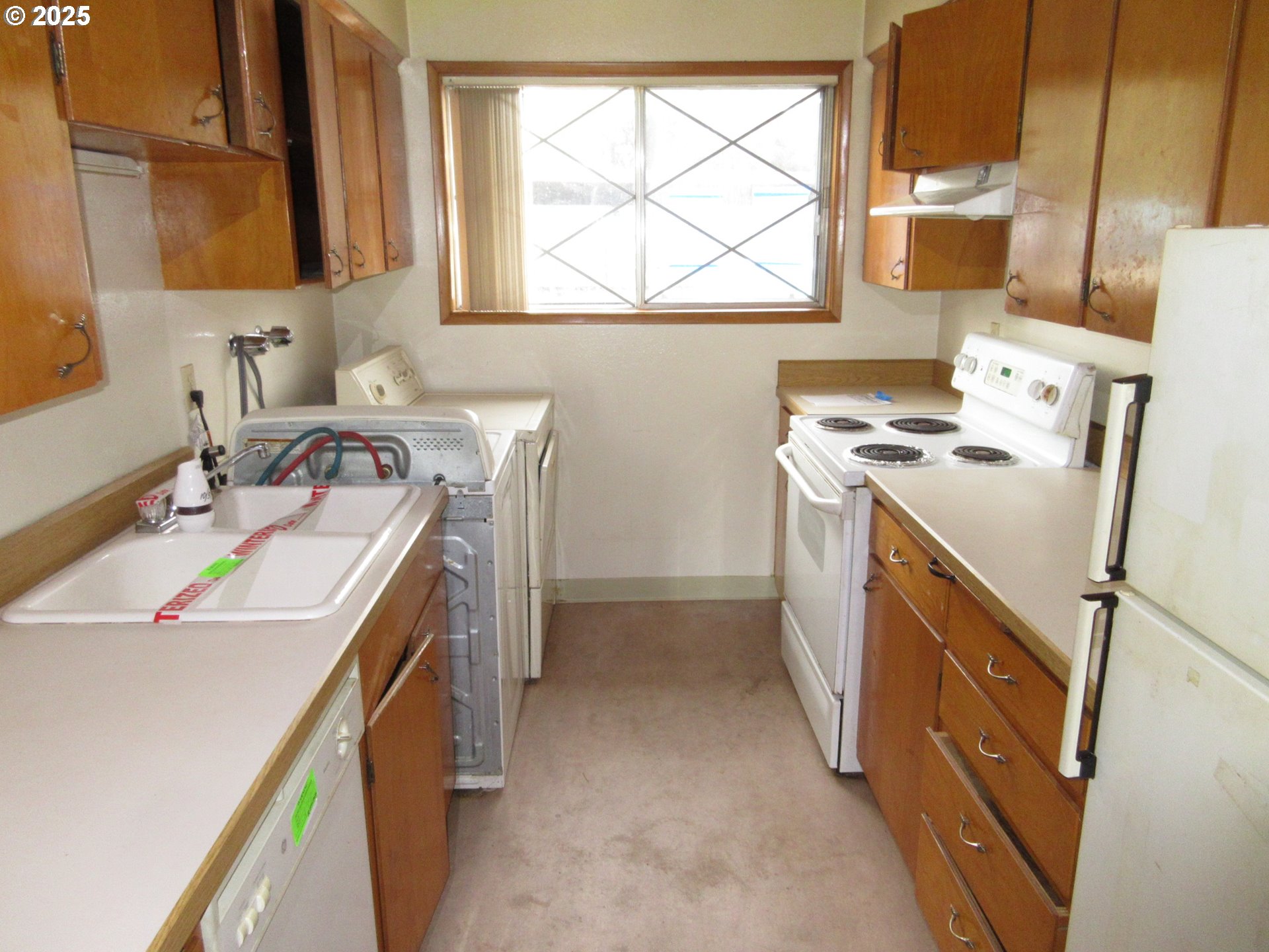 Photo #4: 388514921 Listing 