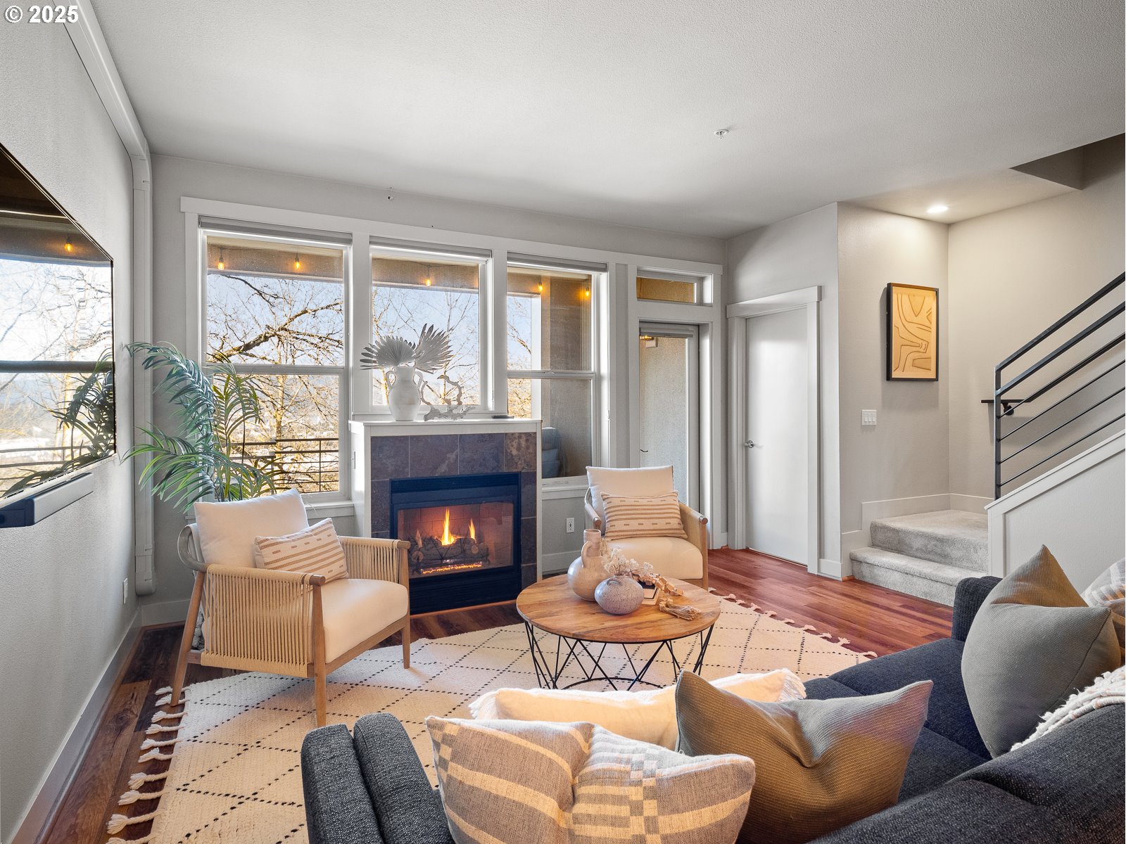 Photo #4: 389502627 Listing: Photo #4