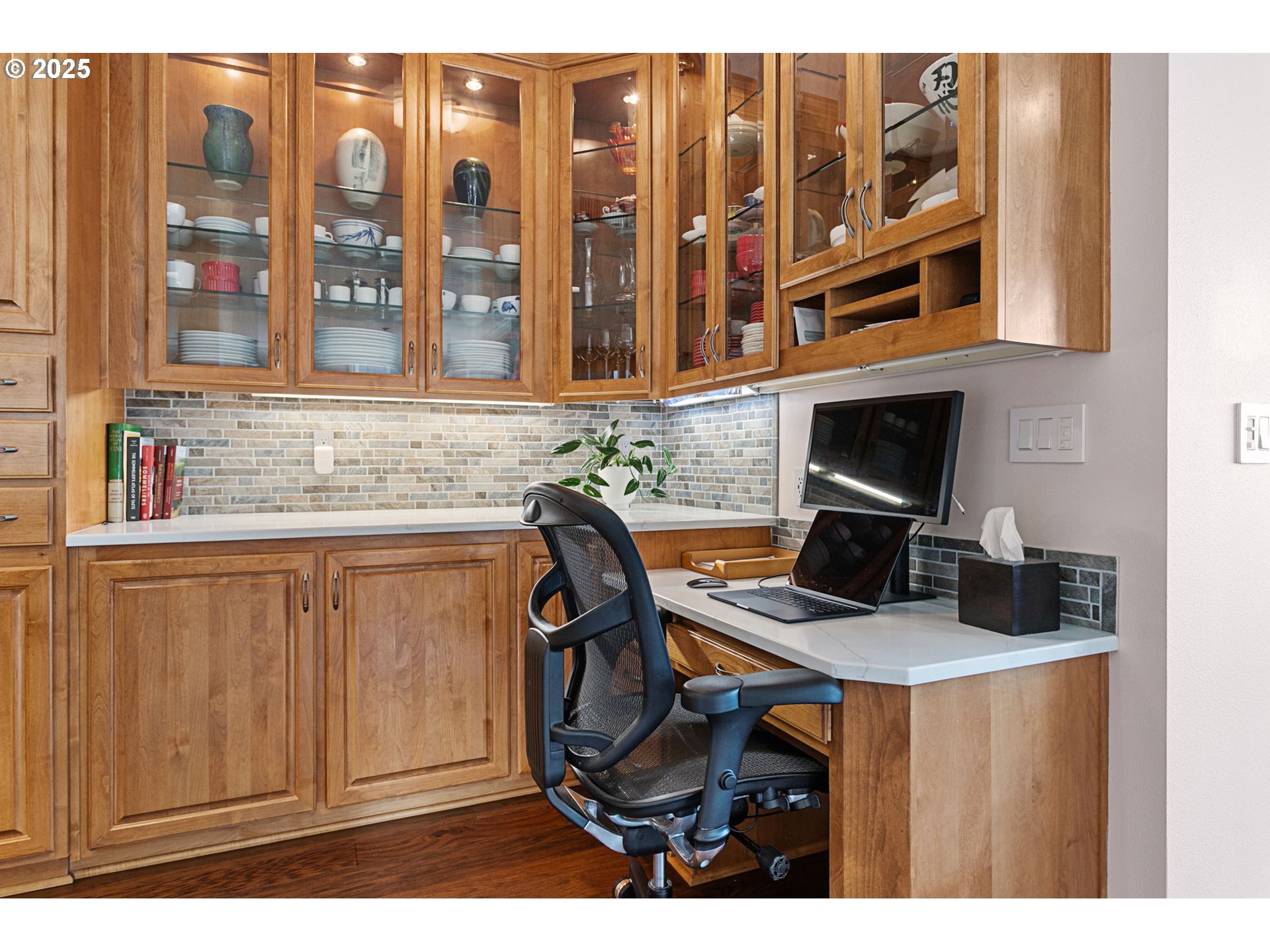 Photo #26: 389845922 Listing: Photo #26