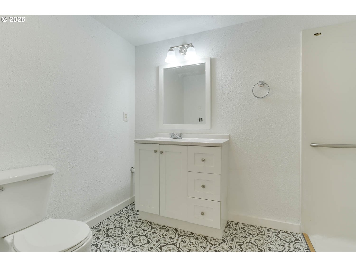 Photo #7: 389879553 Listing: Photo #7