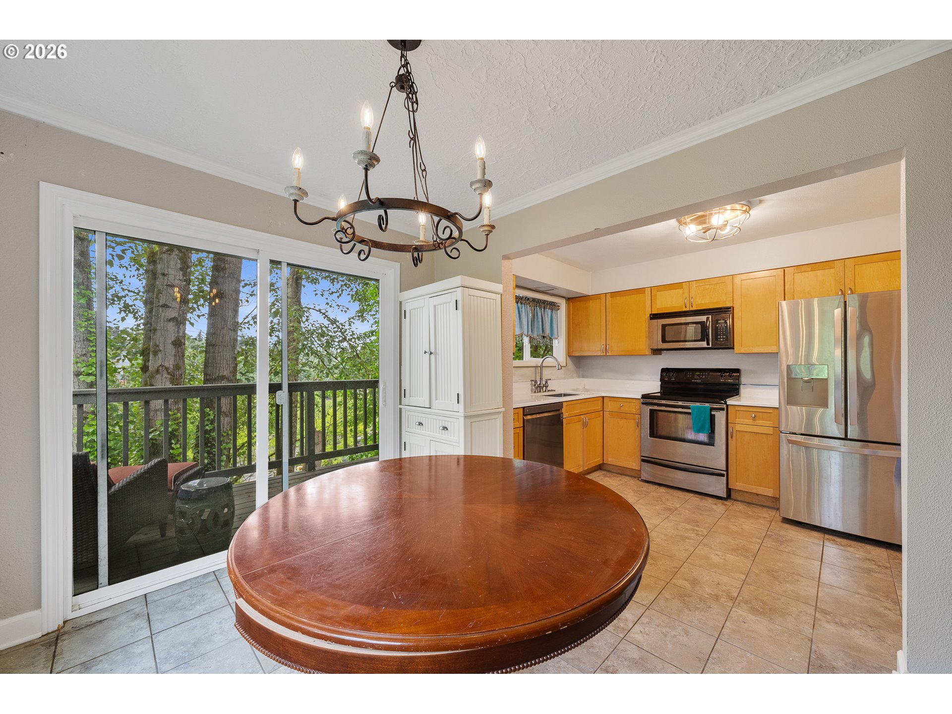 Photo #10: 390252153 Listing: Photo #10