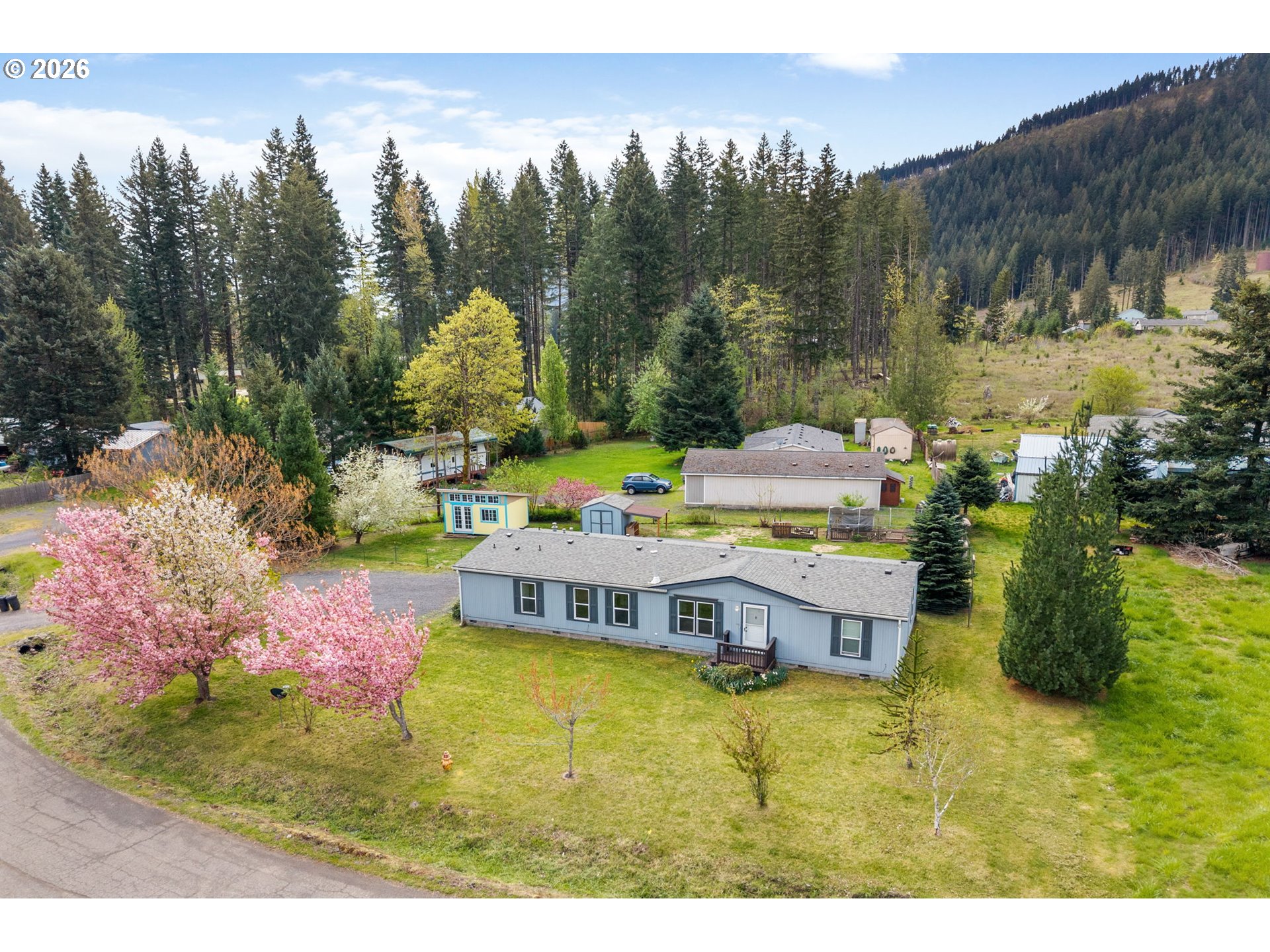 1402 NE EDGEFIELD ST, Hillsboro, OR, 97124