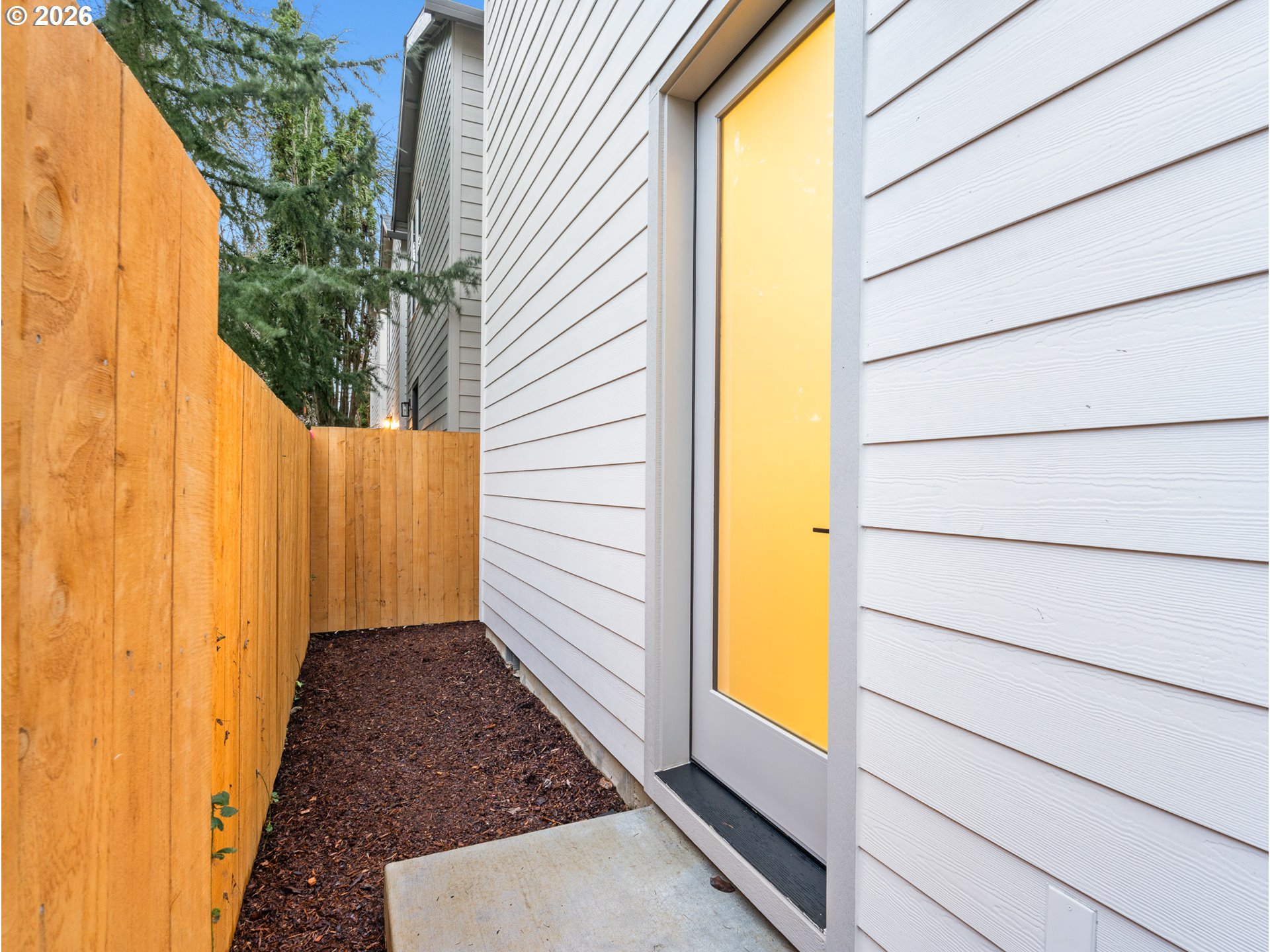 8328 N Bank ST, Portland, OR, 97203
