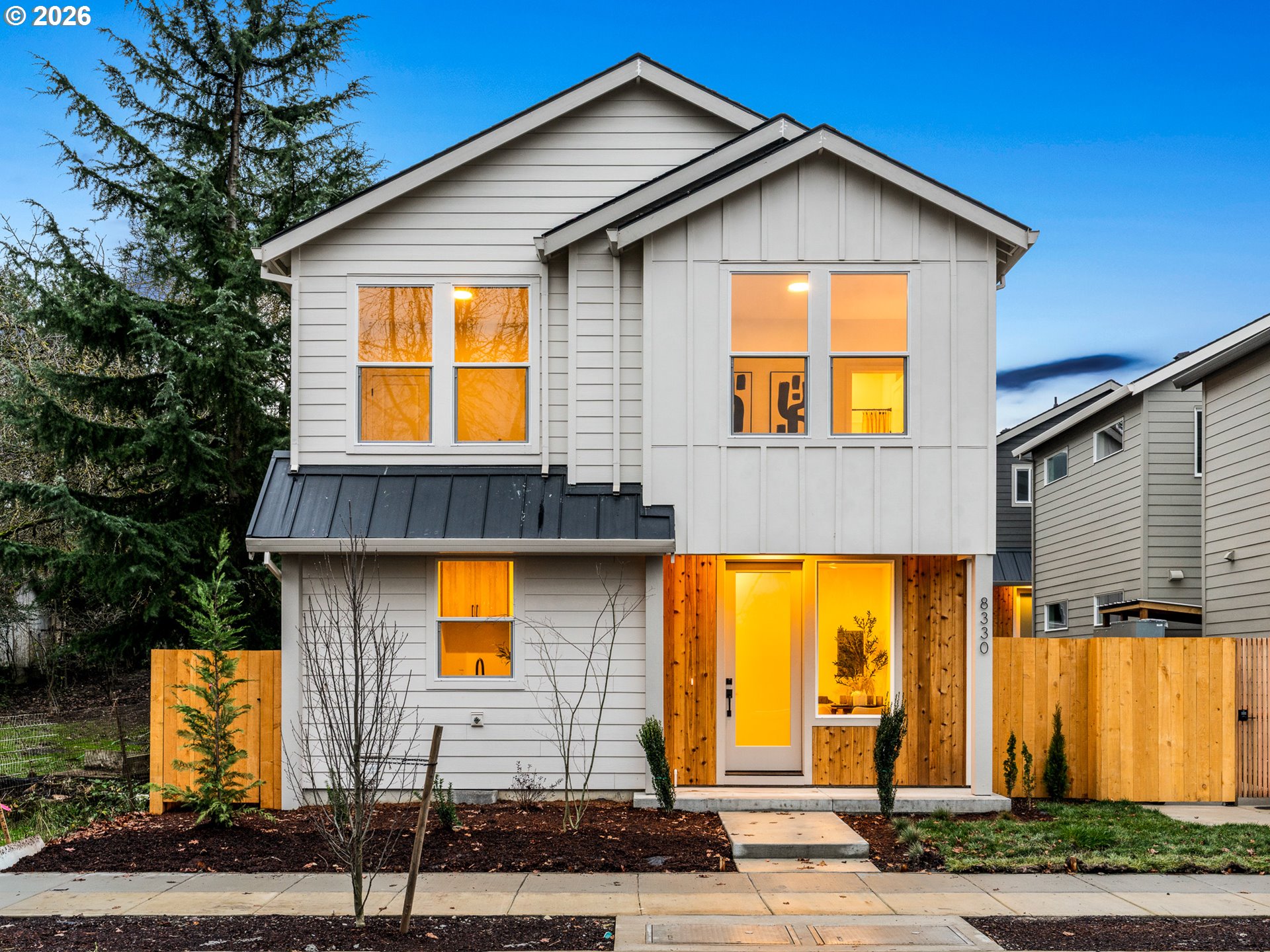 8328 N Bank ST, Portland, OR, 97203