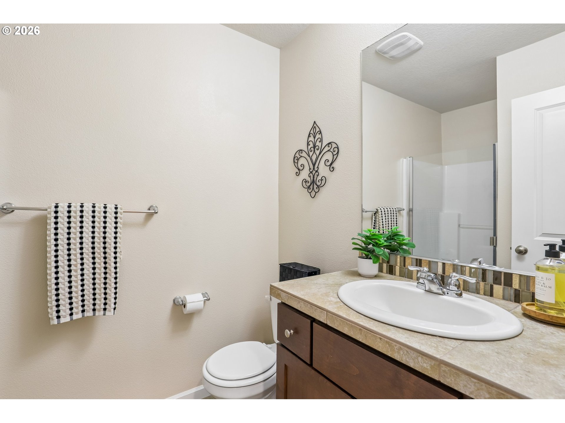 Property photo 32 of 48