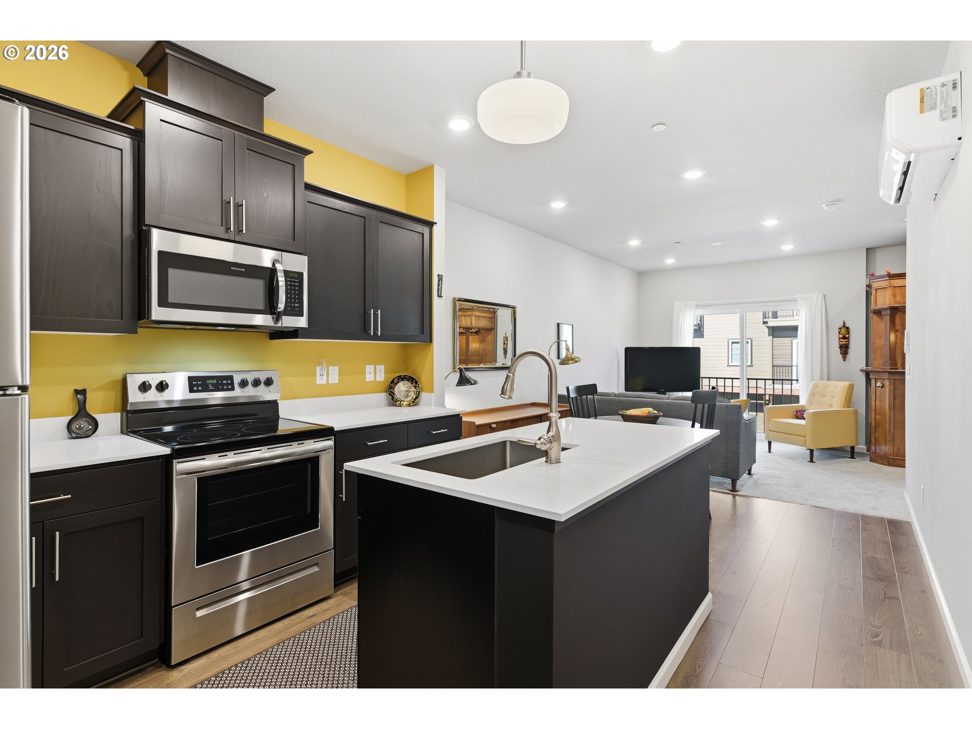 Photo #5: 391694658 Listing: Photo #5