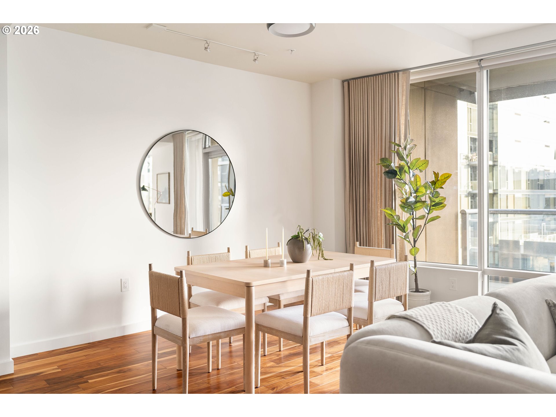 Photo #5: 391803671 Listing: Photo #5