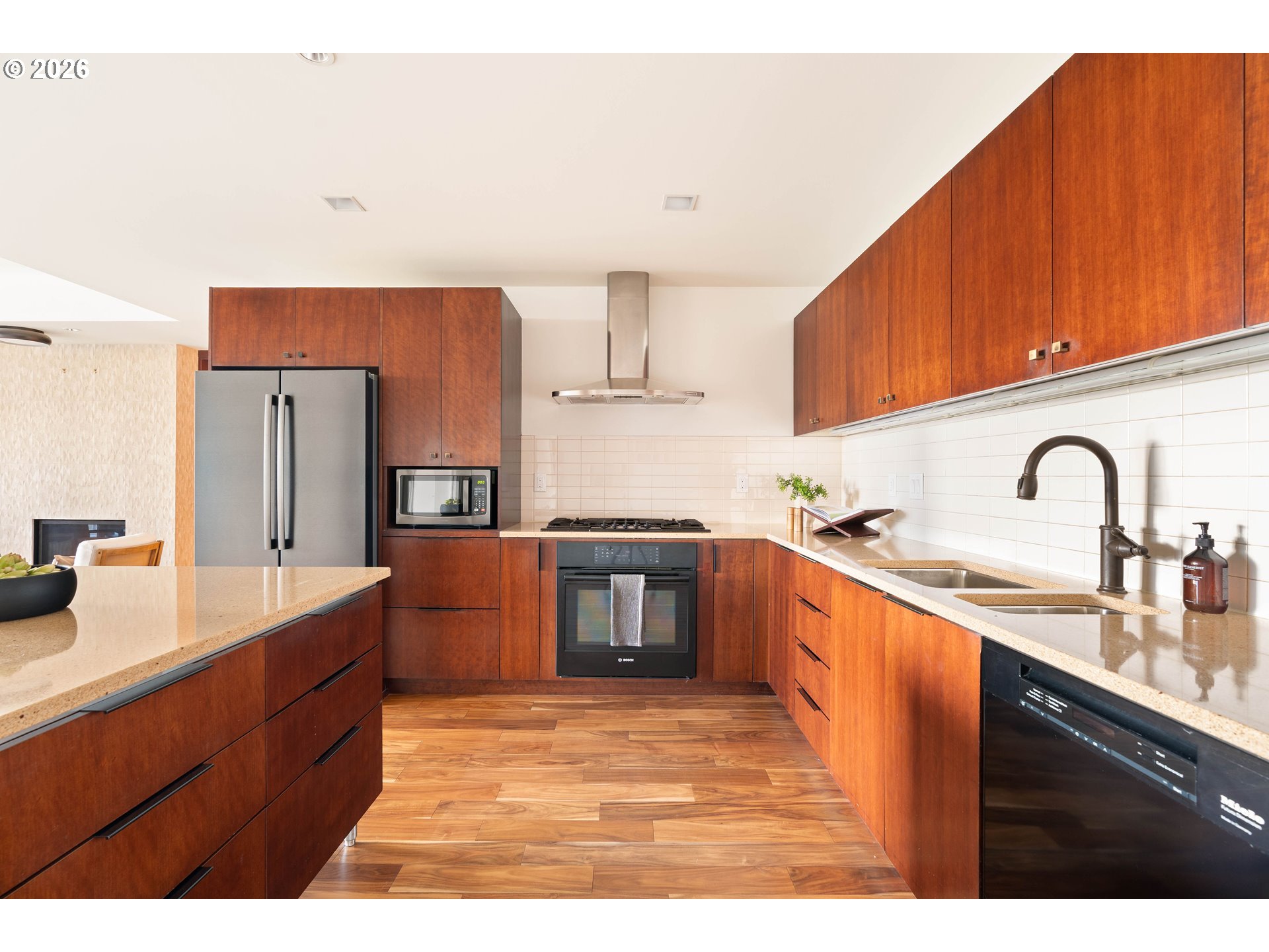 Photo #17: 391803671 Listing: Photo #17