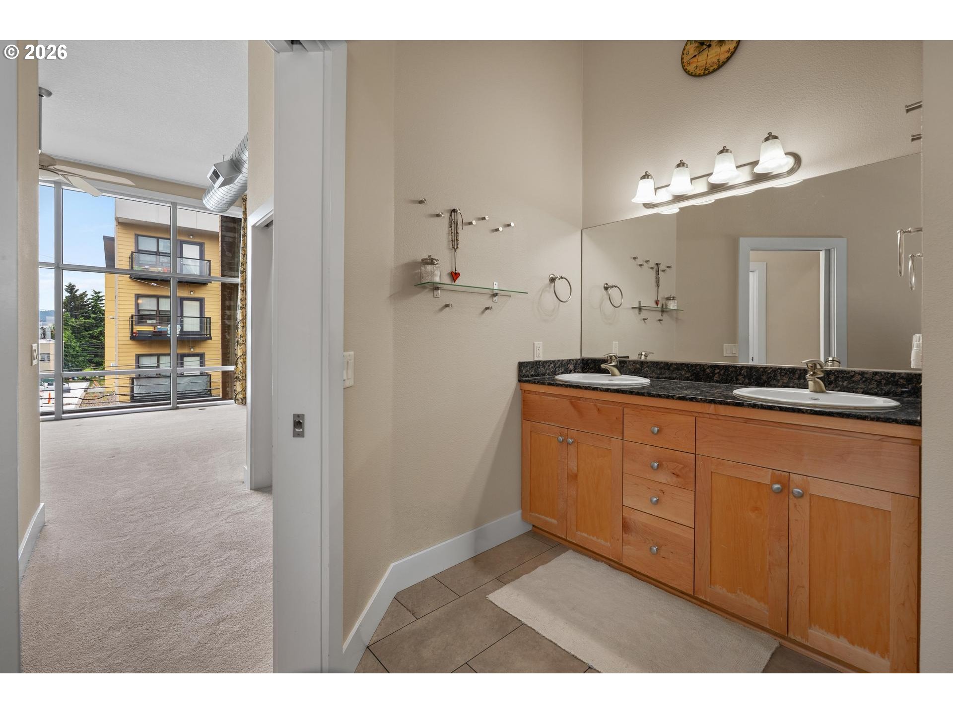 Photo #25: 392018103 Listing: Photo #25