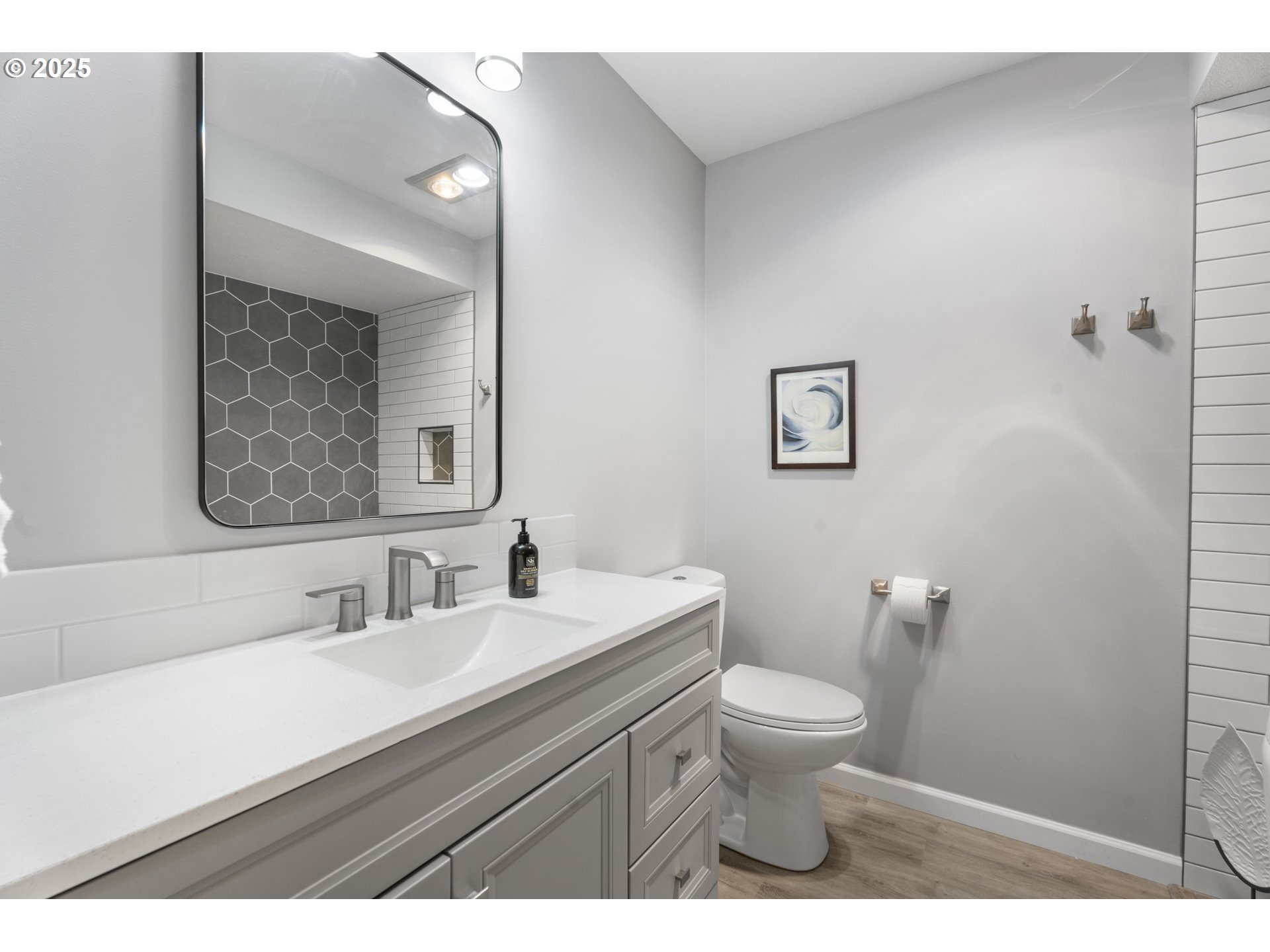 Photo #28: 392327876 Listing: Photo #28