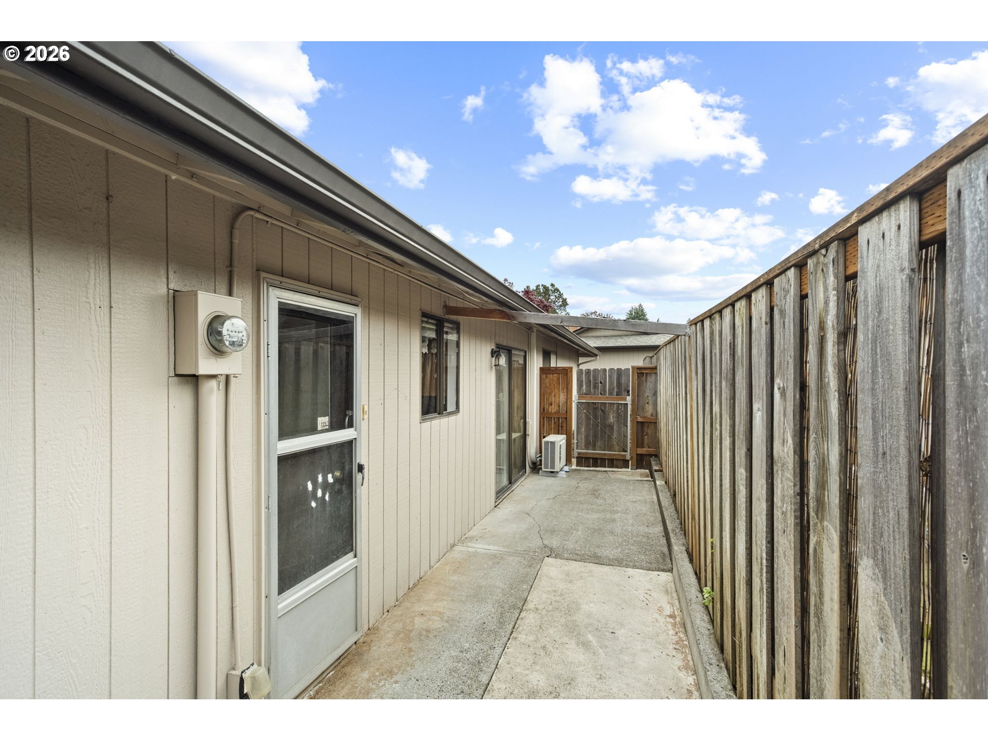 Photo #25: 392366690 Listing: Photo #25