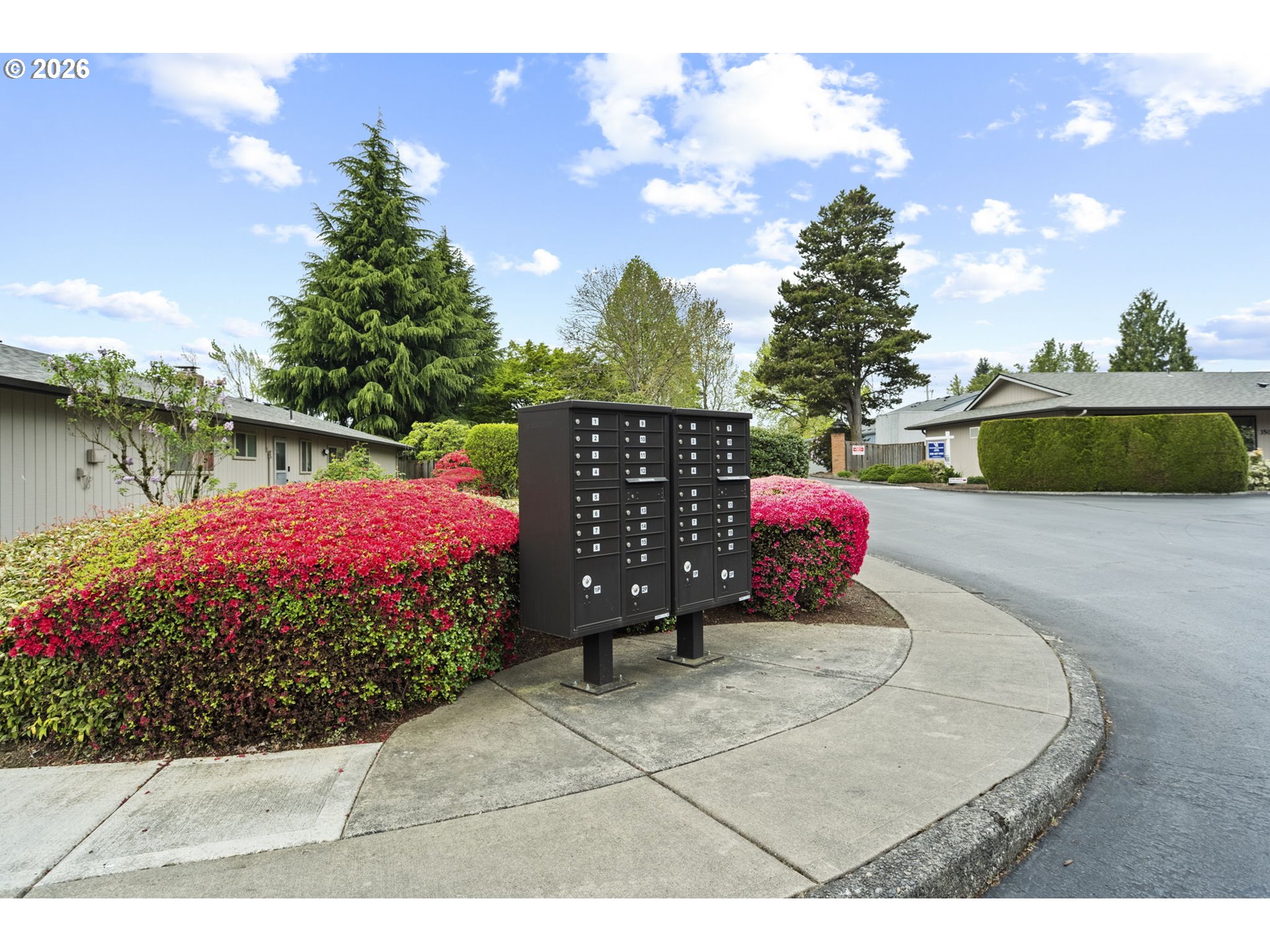 Photo #28: 392366690 Listing: Photo #28