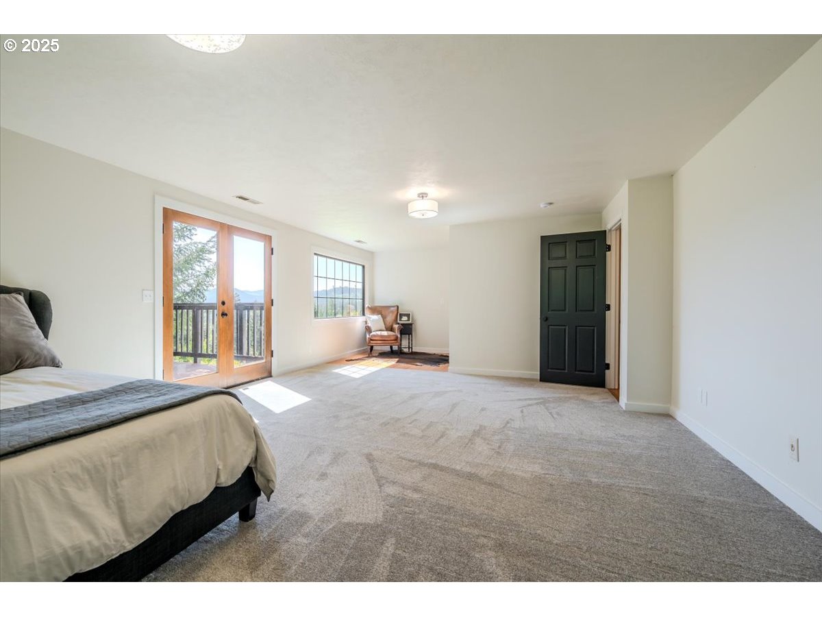 Property photo 33 of 45