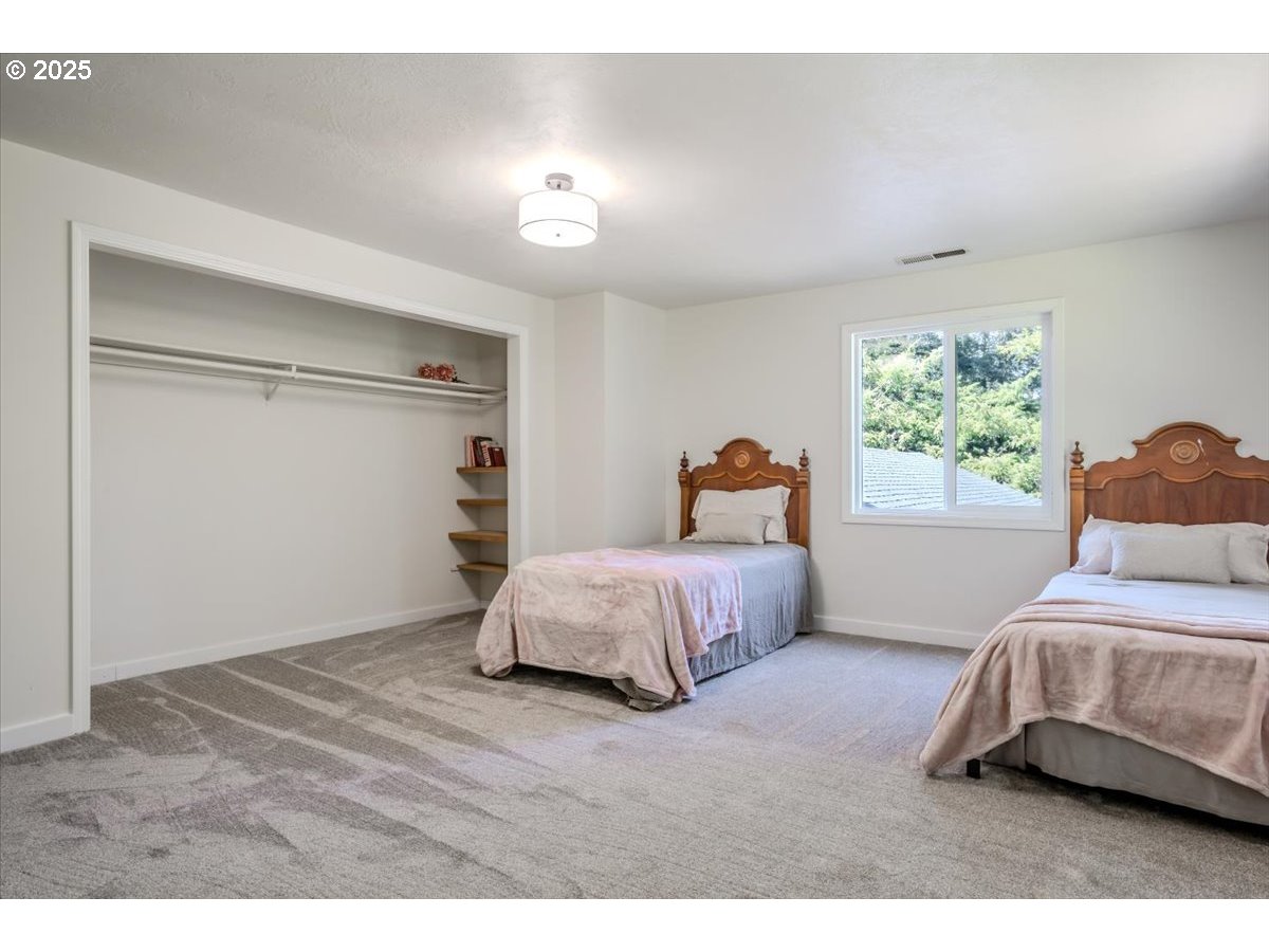 Property photo 36 of 45