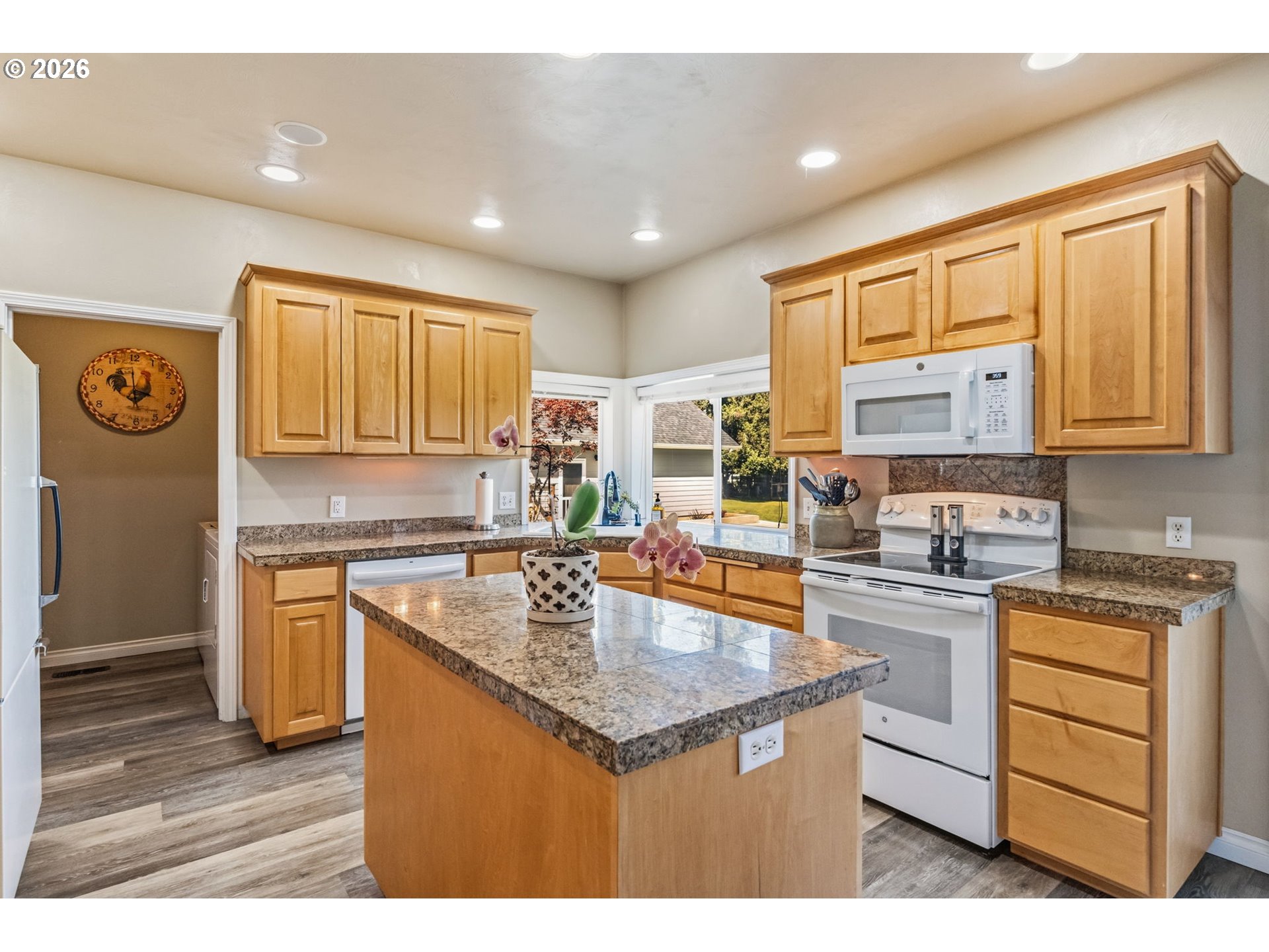 Property photo 11 of 48