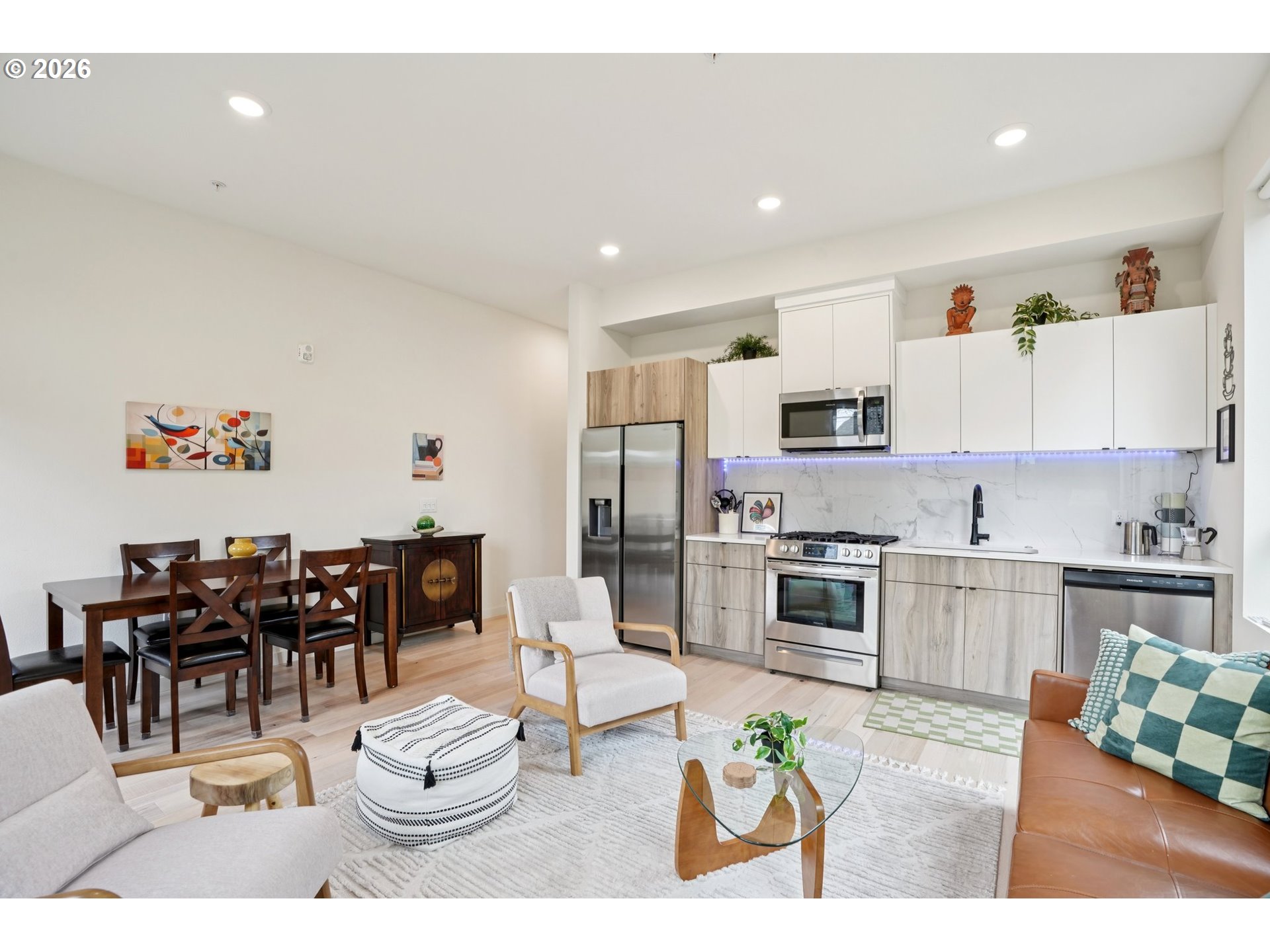 Photo #11: 393412967 Listing: Photo #11