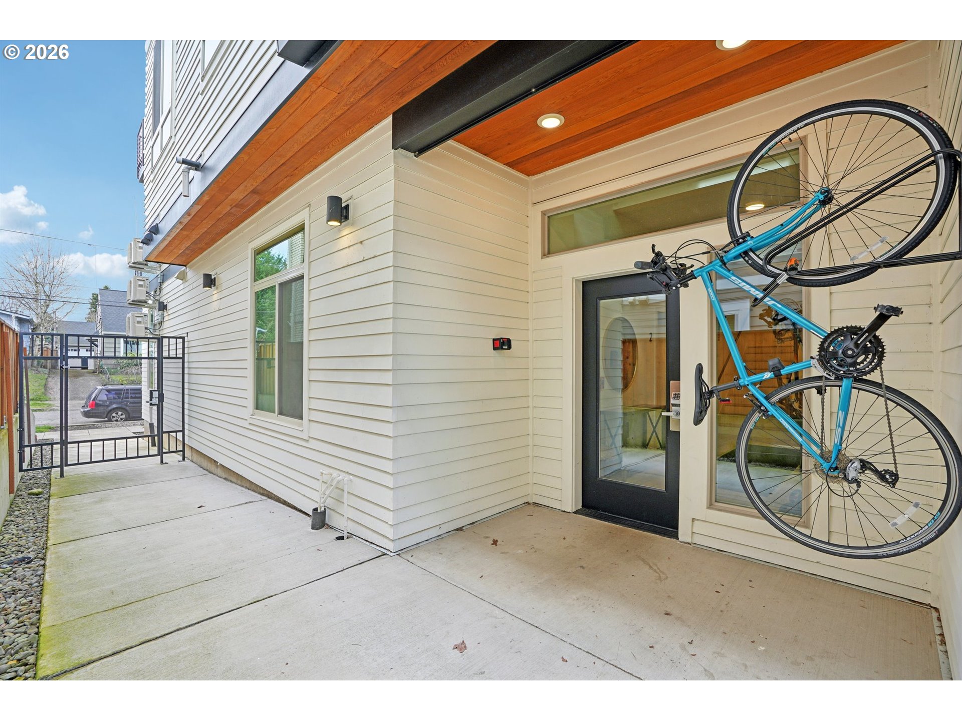 Photo #5: 393412967 Listing: Photo #5