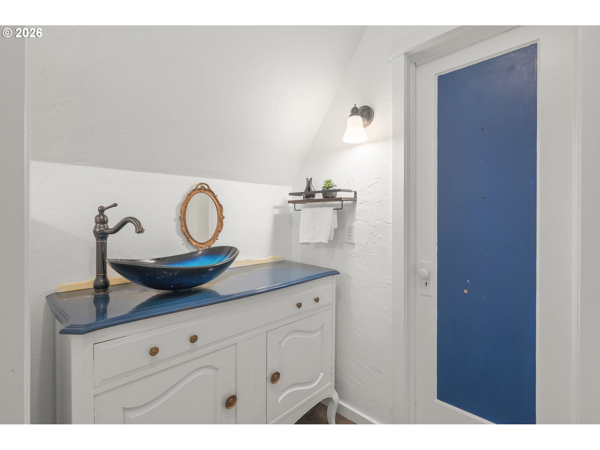 Property photo 32 of 40