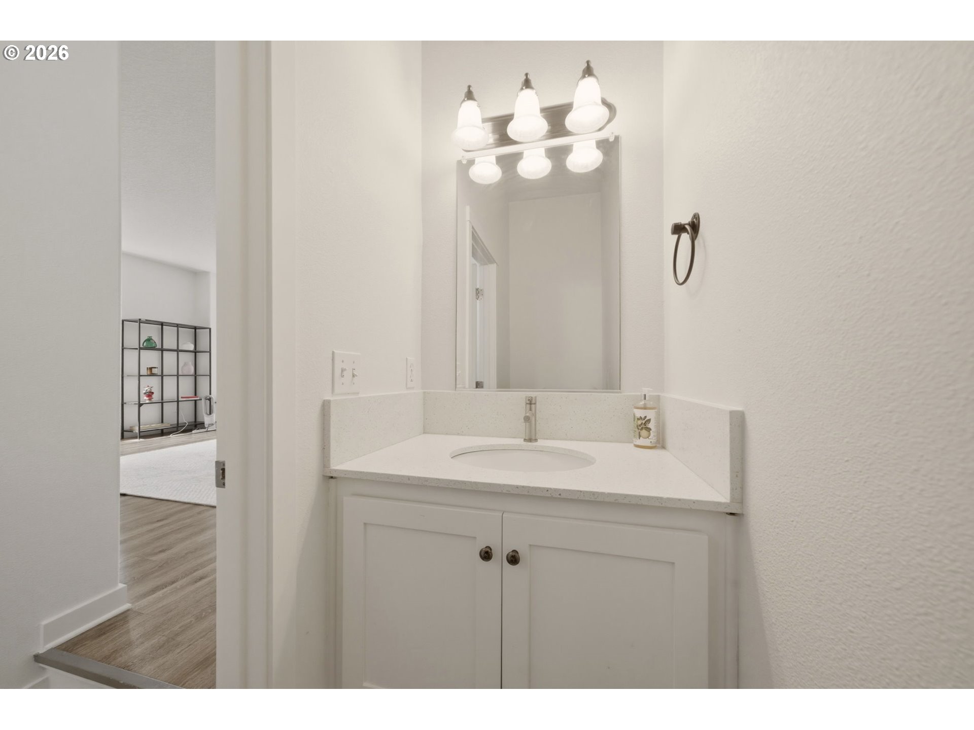 Photo #20: 394648368 Listing: Photo #20