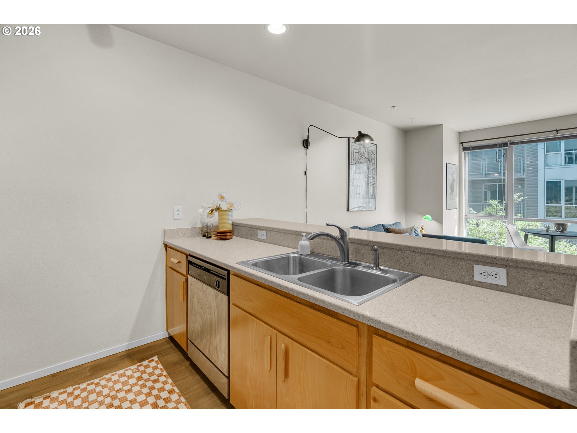 Photo #5: 394730861 Listing: Photo #5