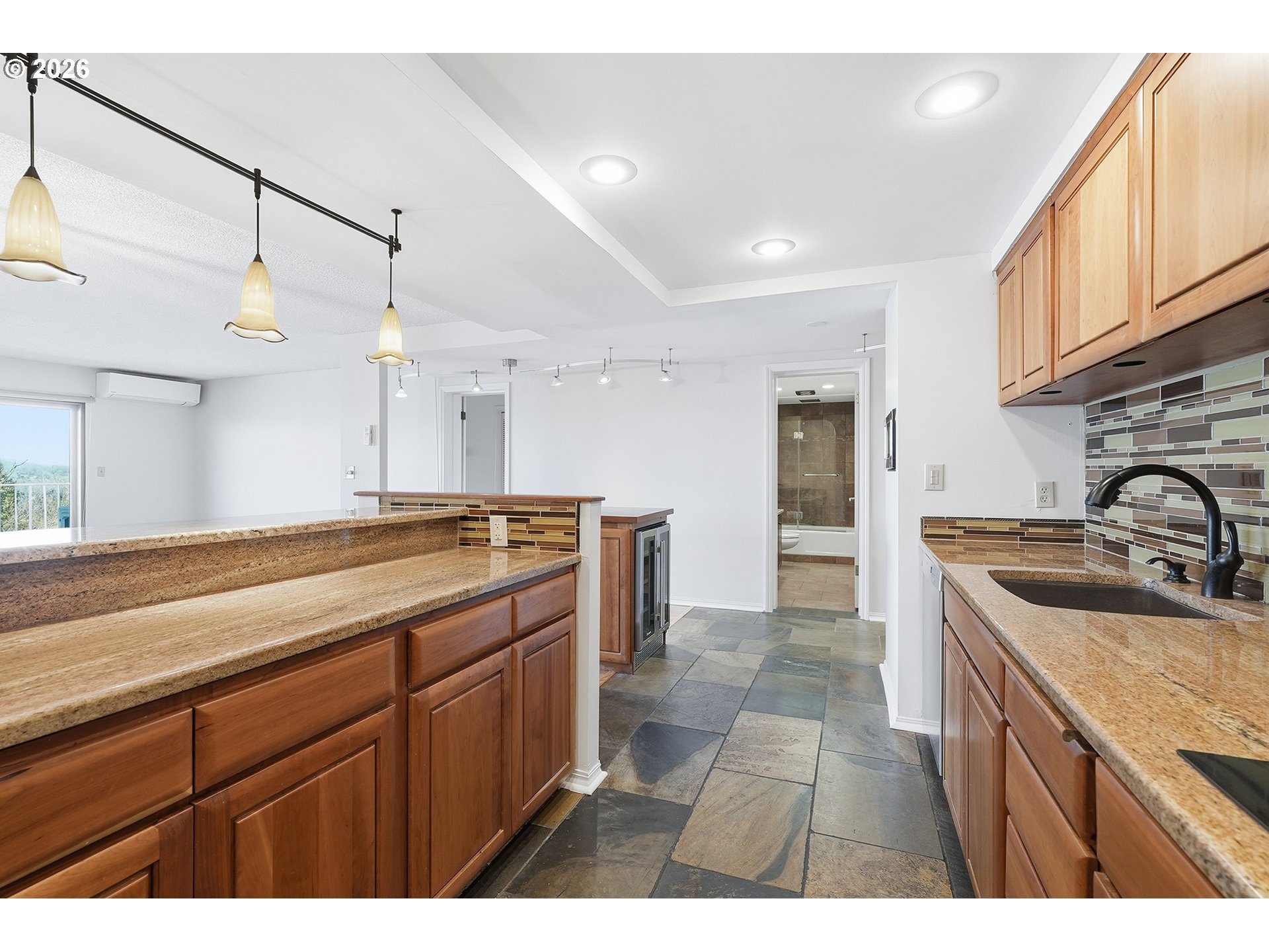 Photo #14: 394884388 Listing: Photo #14