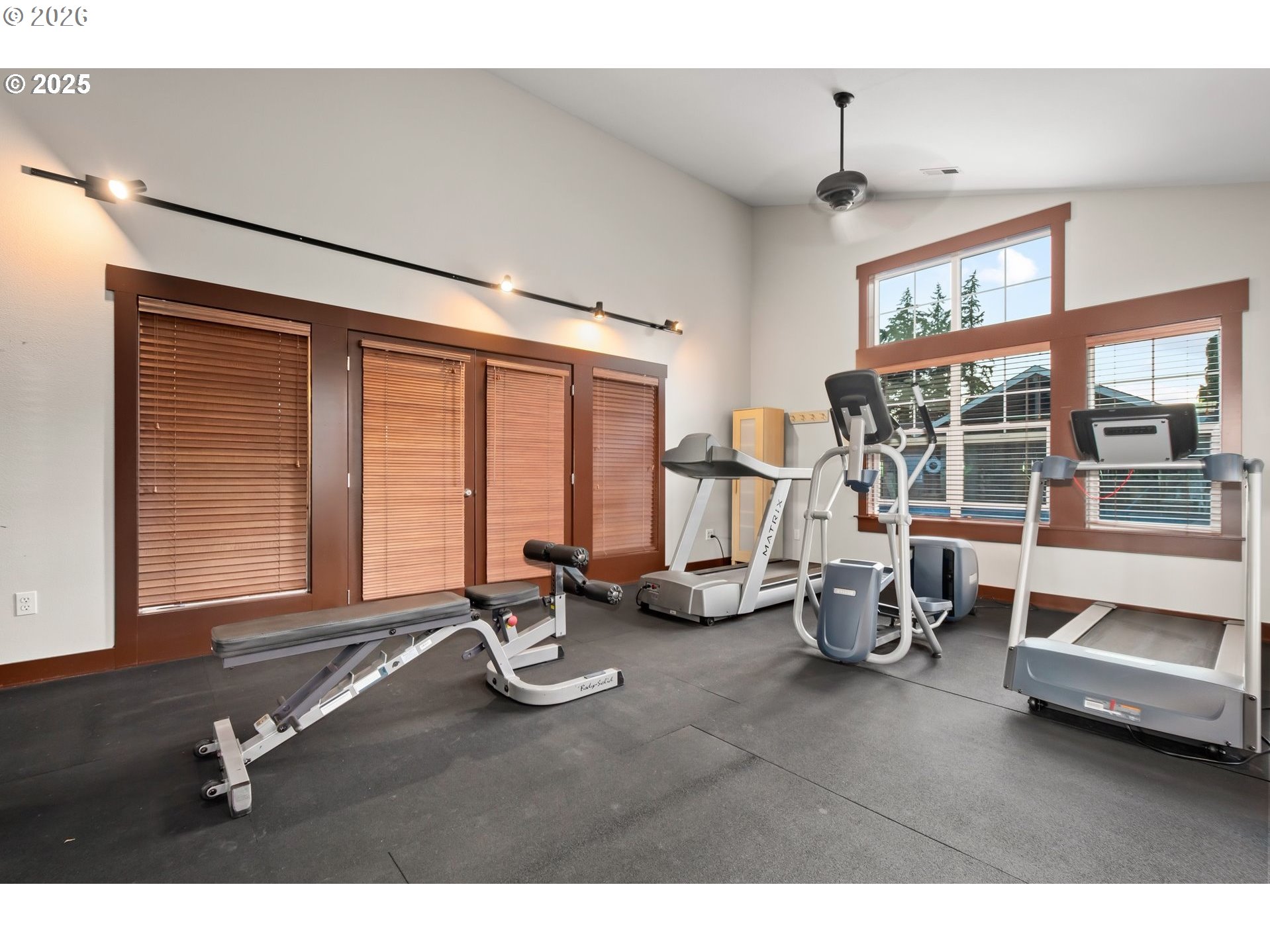 Photo #24: 395327434 Listing: Photo #24