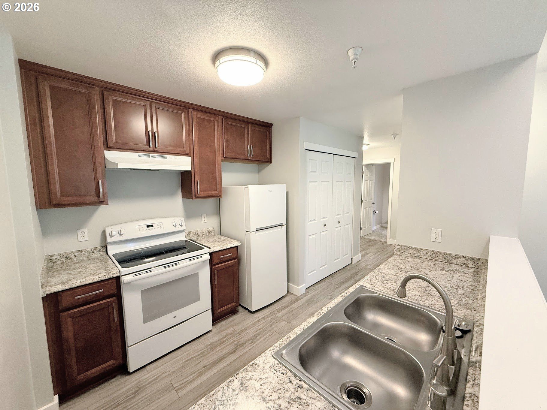 Photo #3: 395327434 Listing: Photo #3